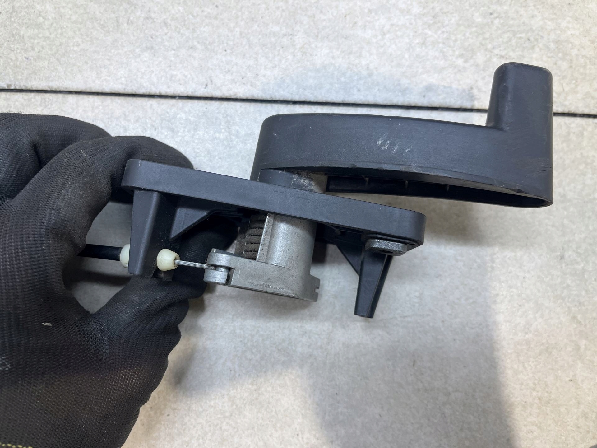 handle door inner right rear part JUMPER II 2.2 HDI 1242453