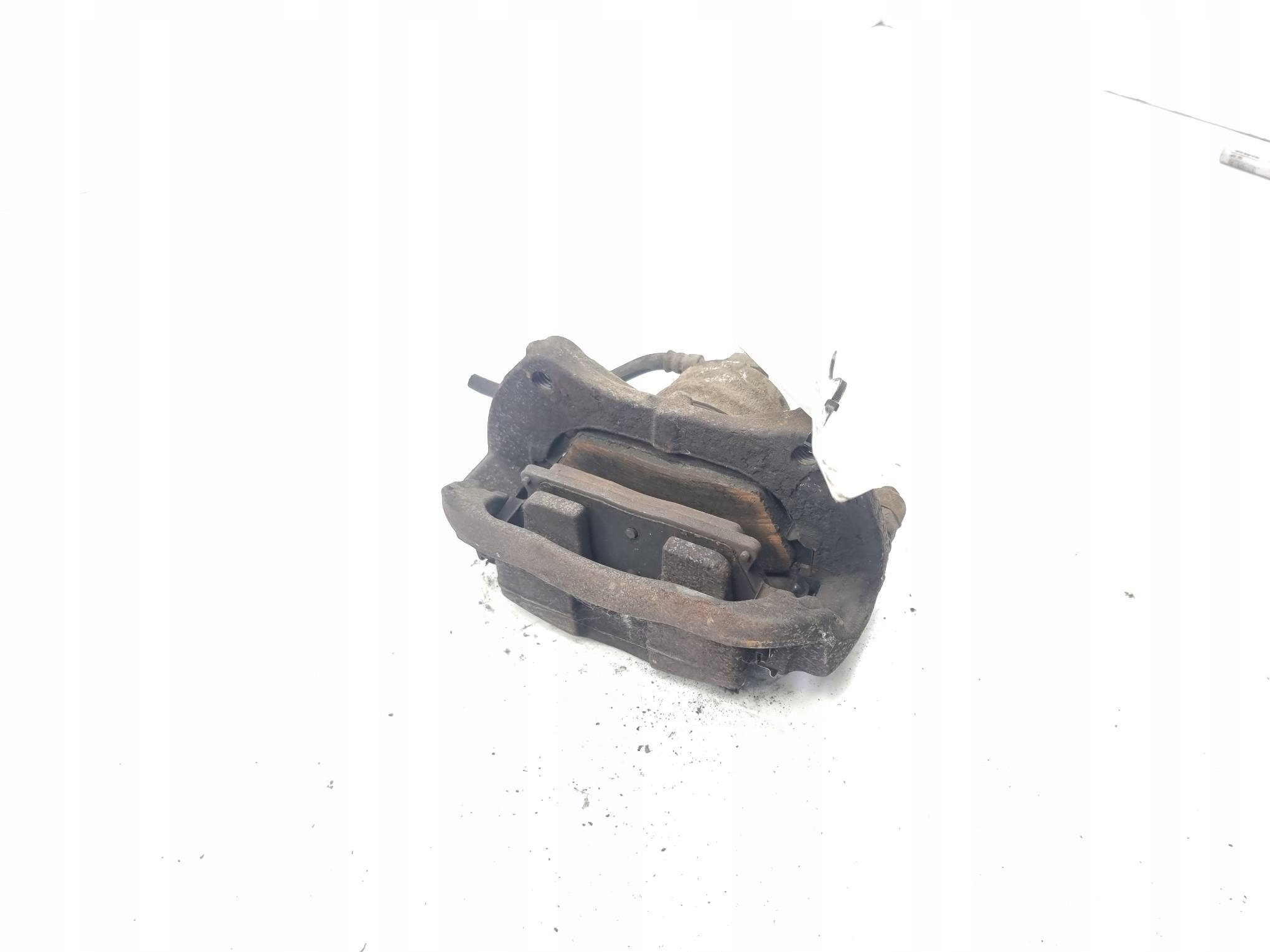 caliper brake front left 2.0 VCDI CHEVROLET CRUZE