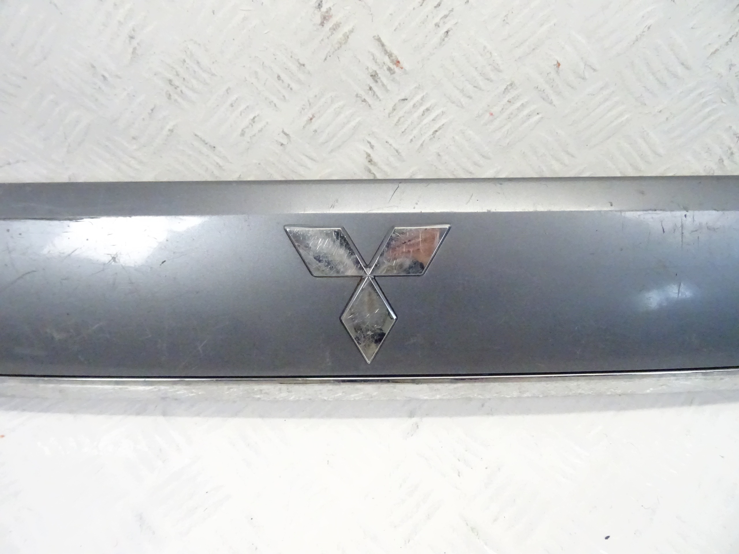 cap bonnet rear part MITSUBISHI OUTLANDER III 5817A265-02