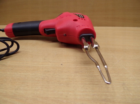 LUTOWNICA PISTOLETOWA KD1504 JS700 WALIZKA 200W Zasilanie sieciowe