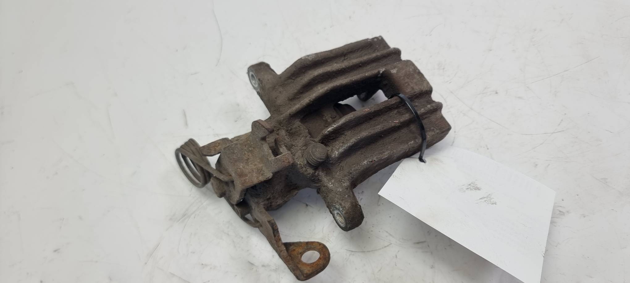 caliper brake rear part left VOLKSWAGEN PASSAT B5