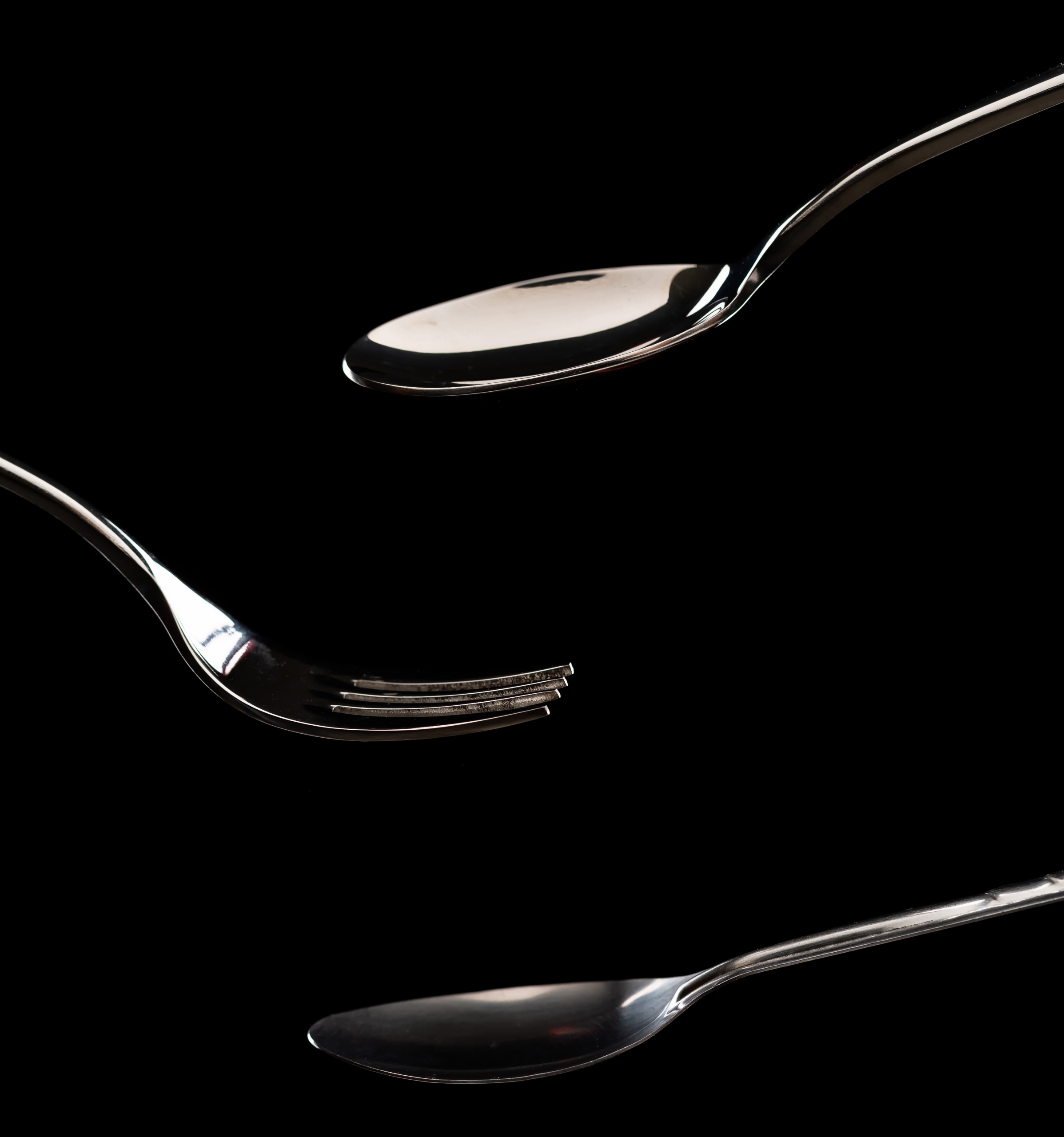 KOMPLET SZTUĆCE 24 ELEMENTY ZESTAW DLA 6 OSÓB Liczba elementów w zestawie 24