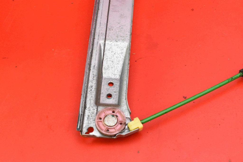 window regulator right front EU OPEL CORSA D 3D HB 06-11