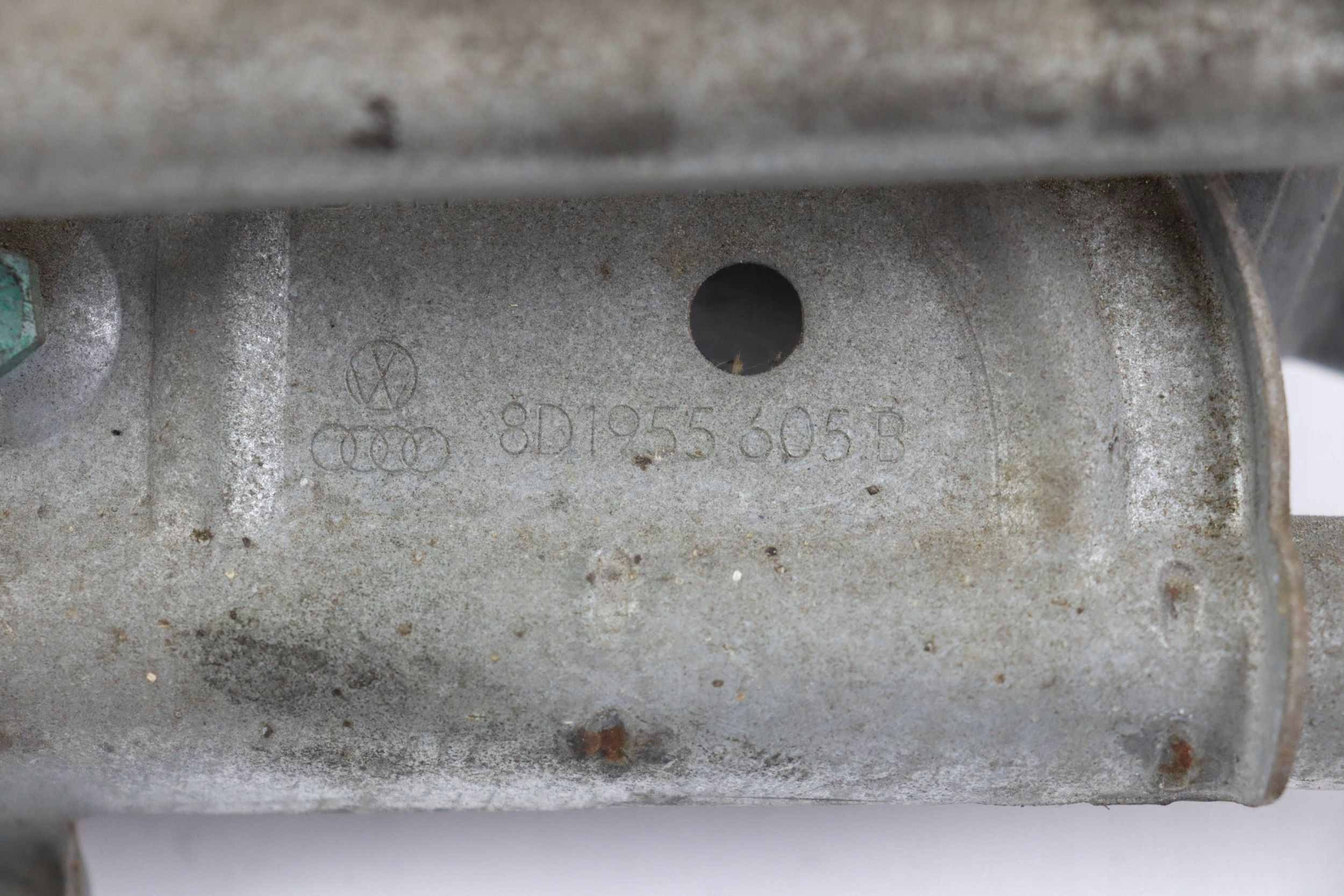 VW PASSAT B5 FL Wischergestänge PRZEDNICH EU 3B1955113D 8D1955605B