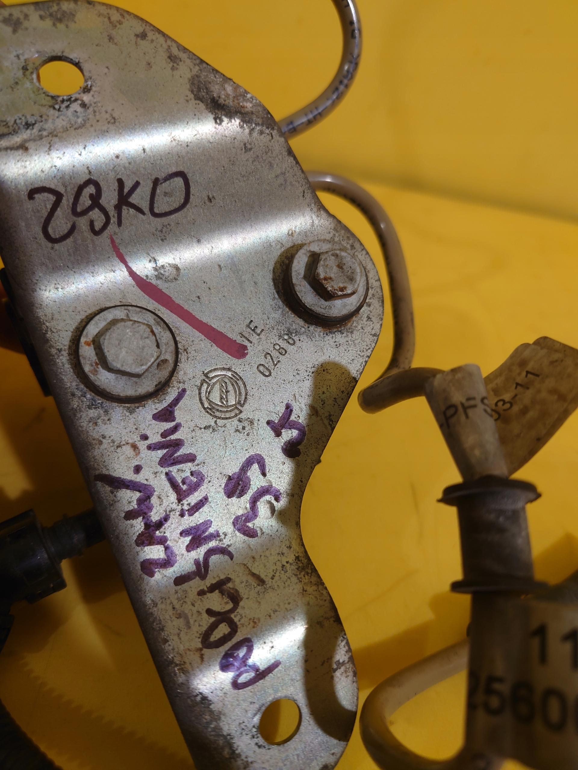 FIAT Doblo II клапан давления 55256638