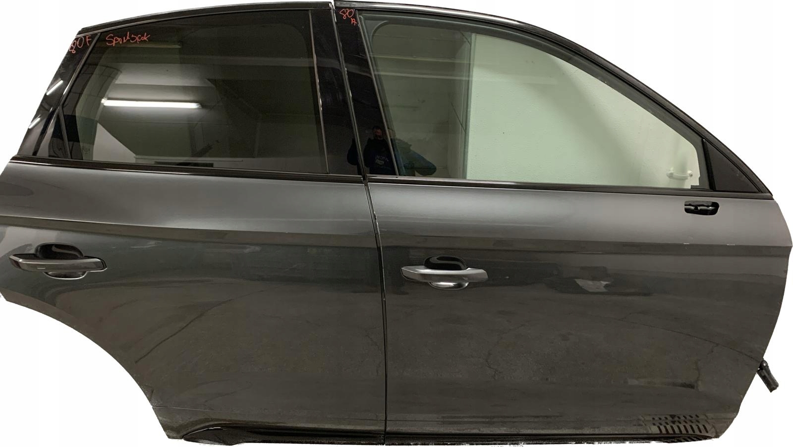 AUDI Q5 80A 80F передні праві двері Чорний S-LINE