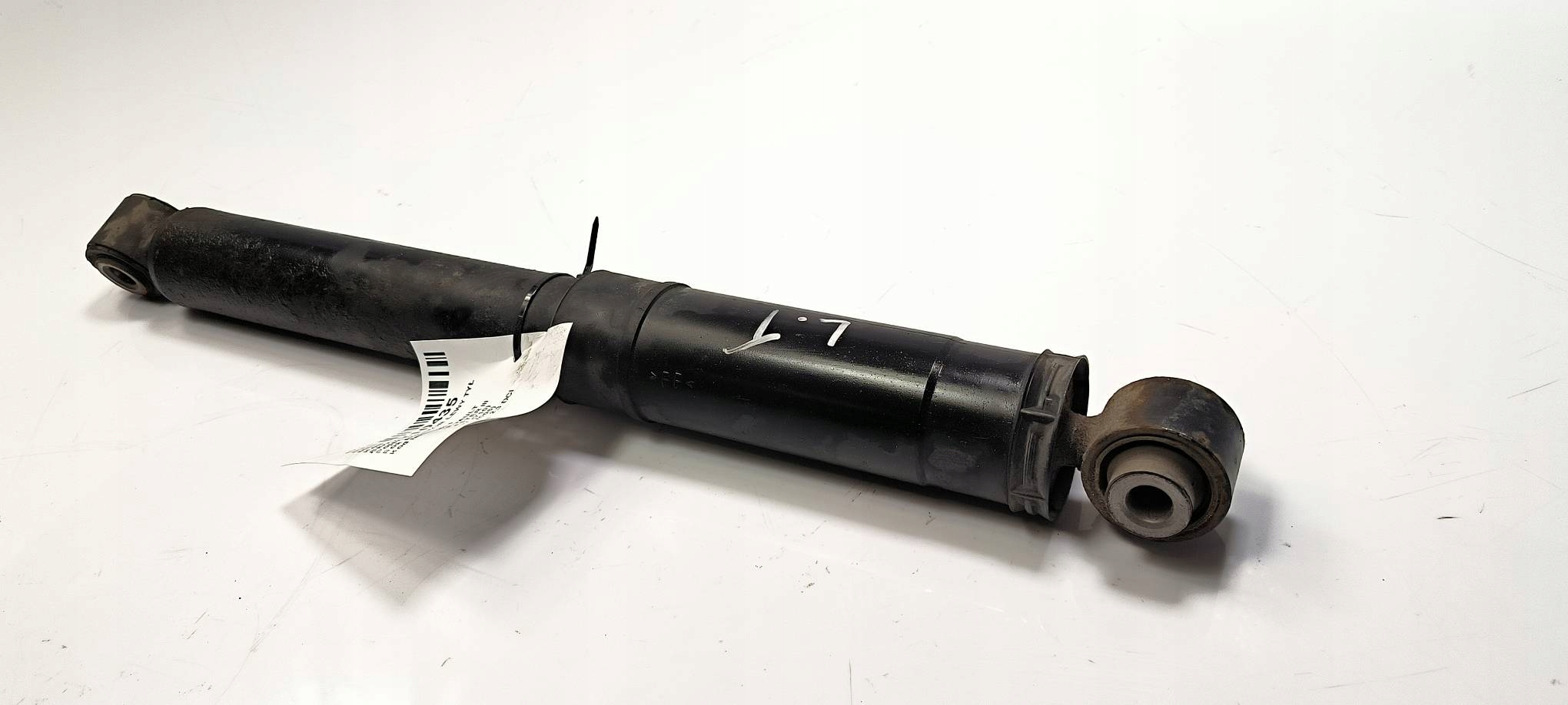 shock absorber left rear part 562101046R RENAULT MASTER III