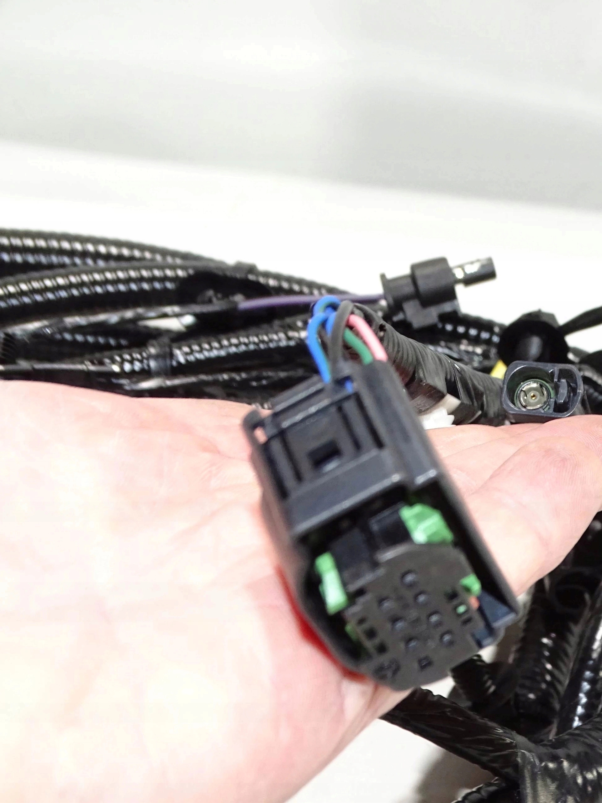 NOWA wiązka zderzaka kamera 6xPDC Led F-PACE 2021- Numer katalogowy części T4A40411GEN