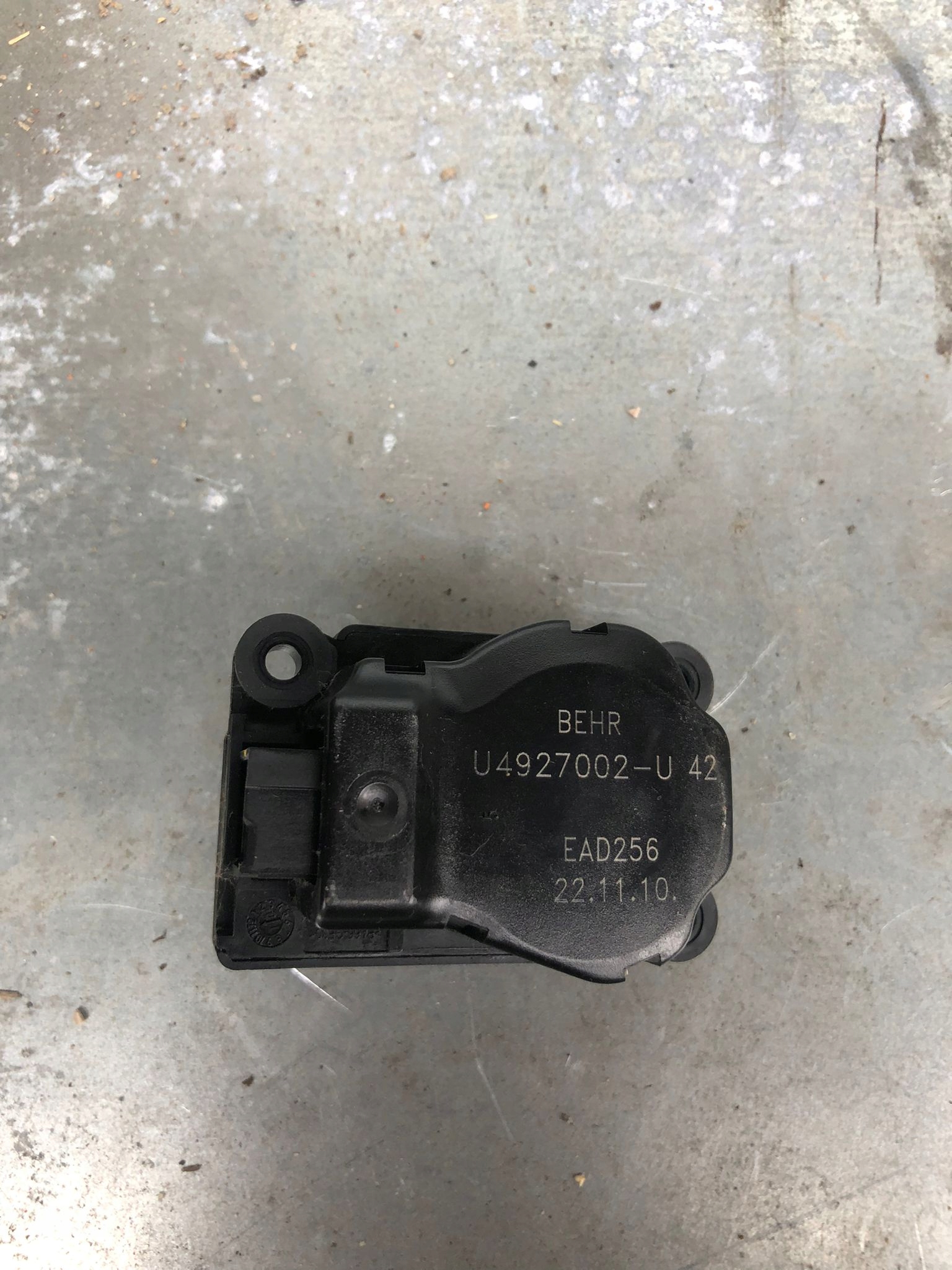 Тепловентилятор LATITUDE U4927002