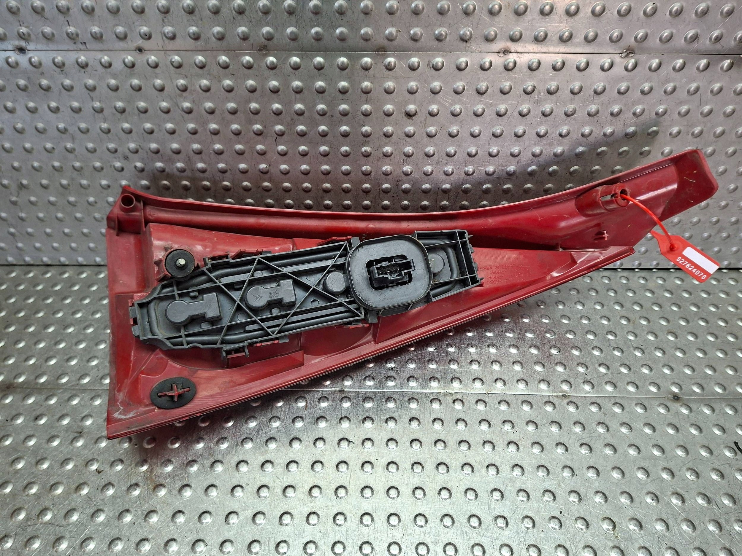 light left rear part CITROEN C3 and LIFT 2005