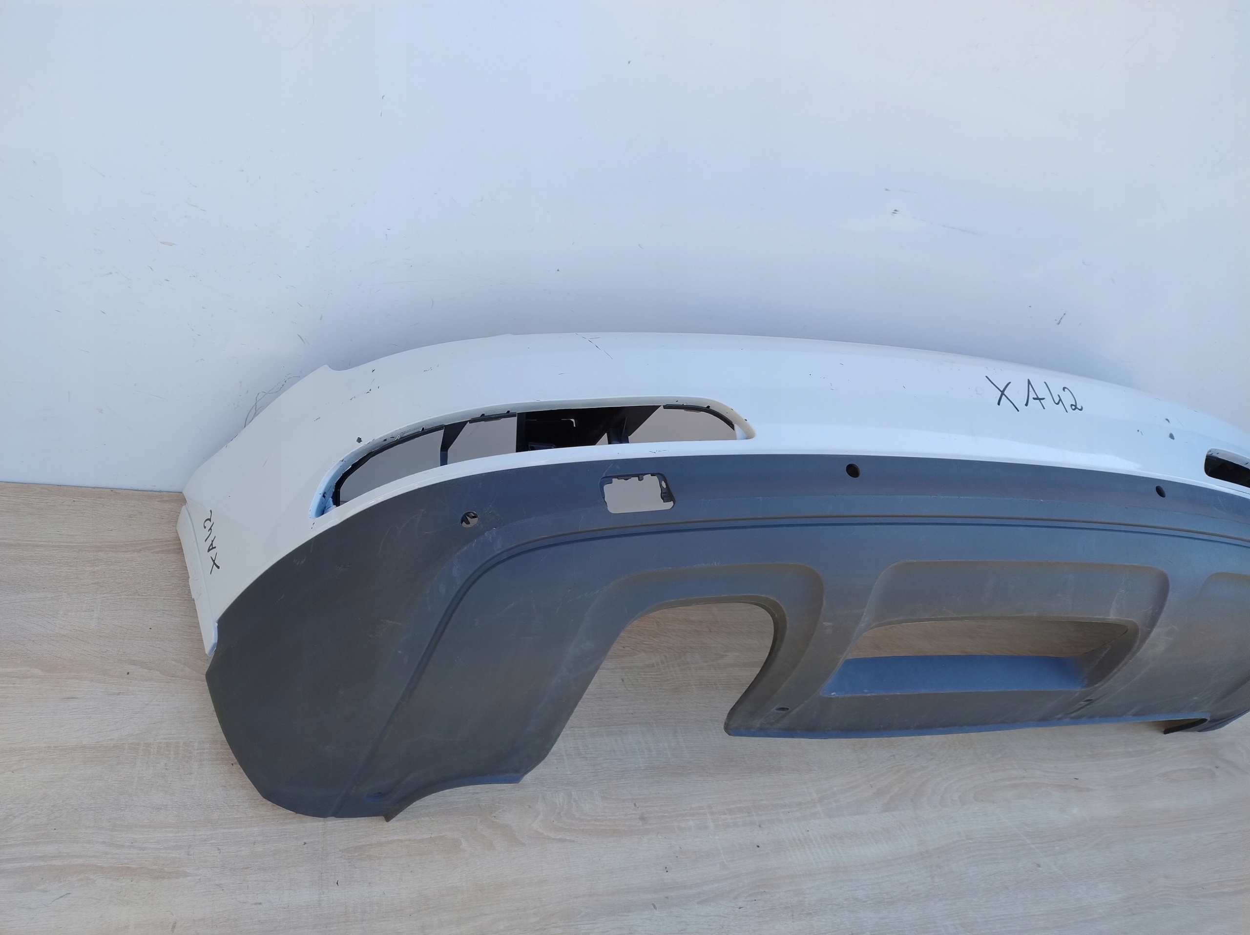 AUDI Q3 8U bumper rear part below sensors and towing ORG