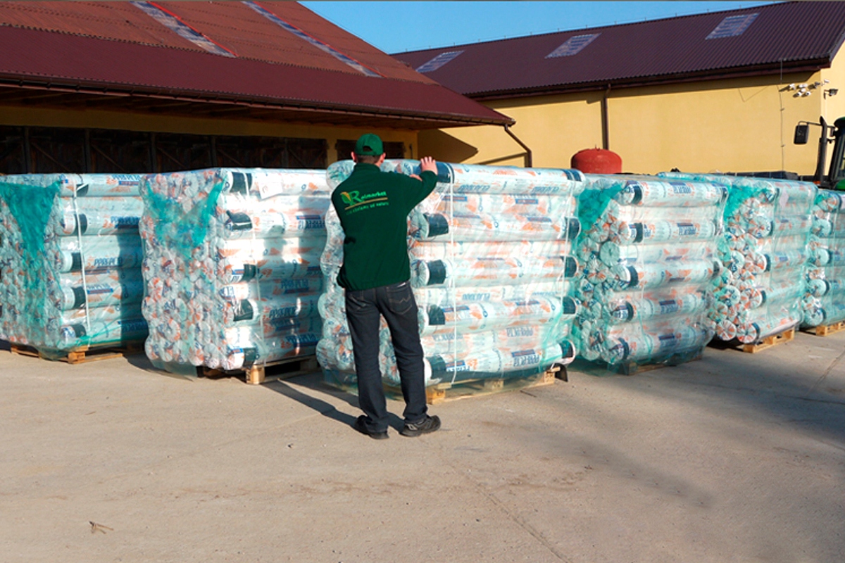 OKRYCIOWA WIOSENNA OTULINA ODYCHAJĄCA LEKKA NA ROŚLINY AGROWŁÓKNINA 3,2x20m Typ agrowłóknina