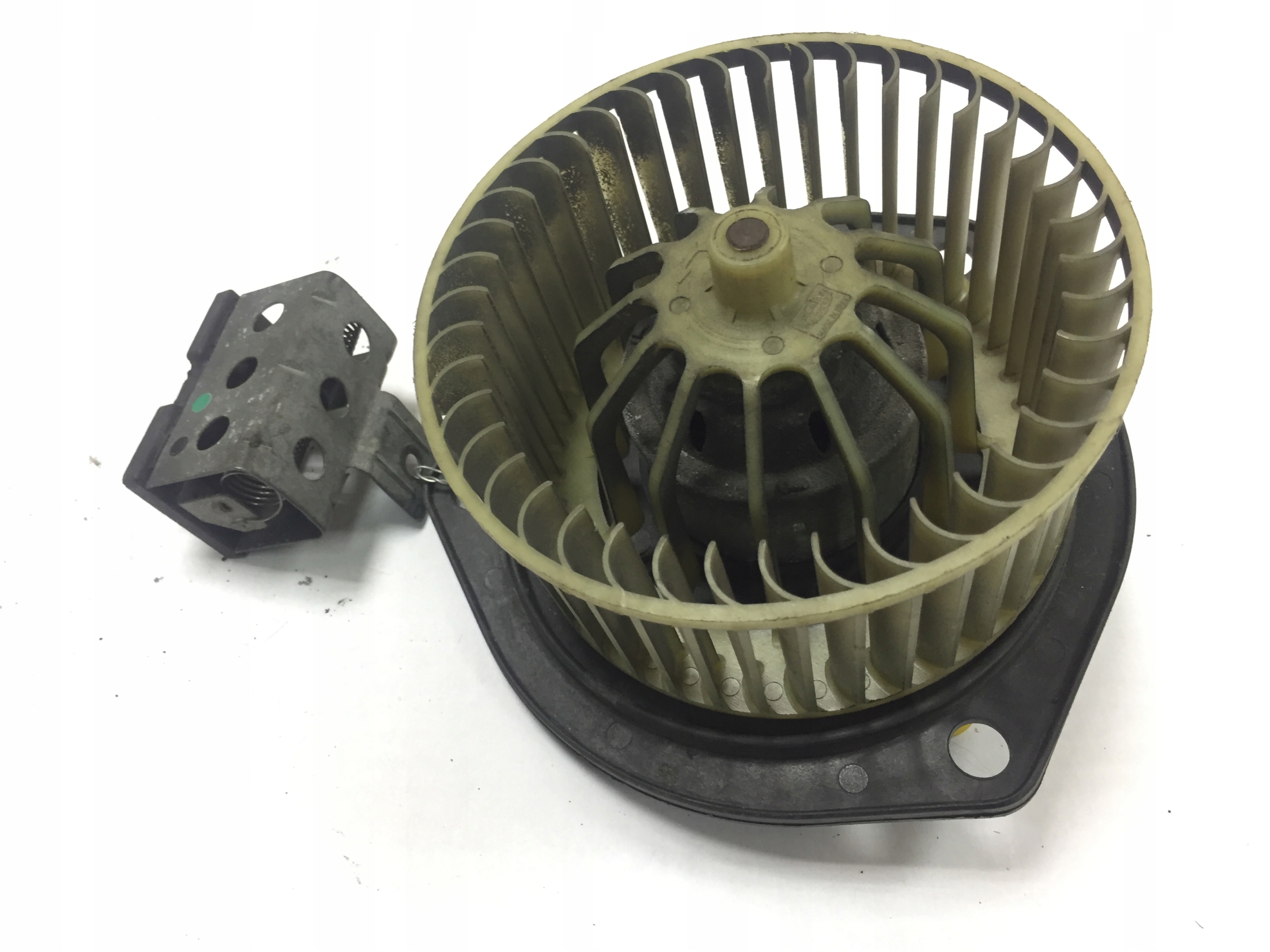 DMUCHAWA NAWIEWU LANCIA Y10 78518452