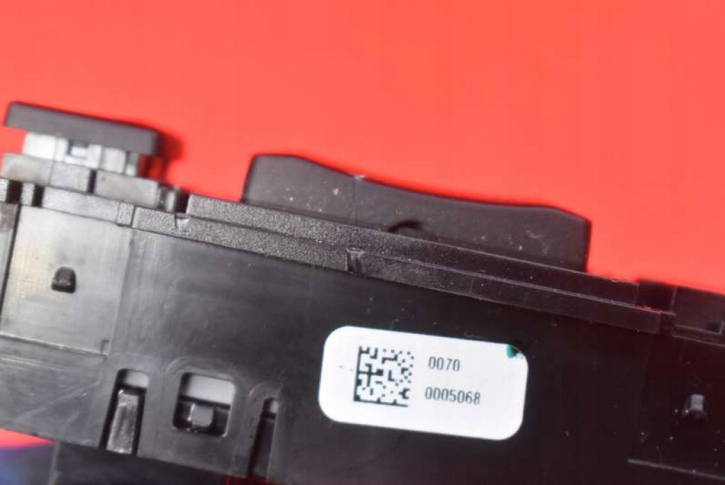 switch switch TRYBU running 9252911 BMW F30 F31 11-16
