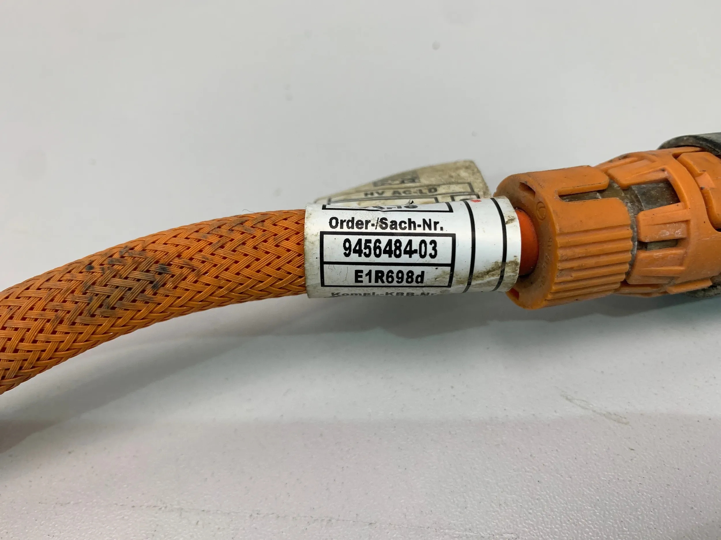 BMW 3 G20 G21 330e патрубок ГИБРИД 9456484
