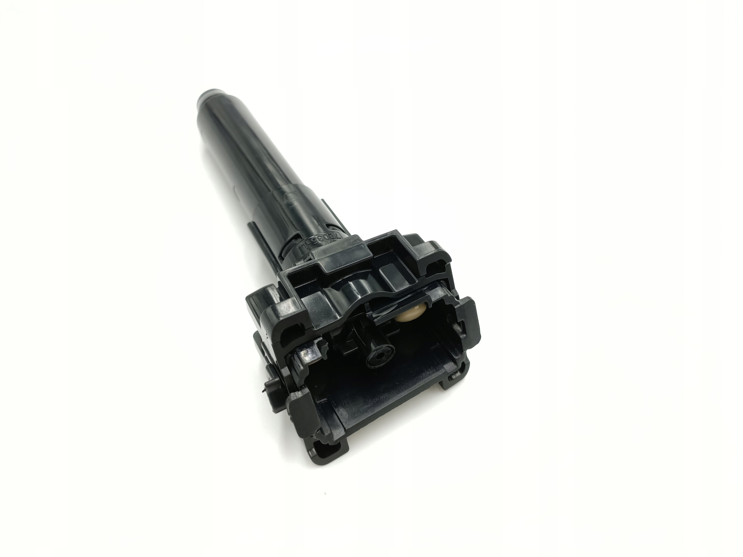 SPRYSKIWACZ REFLEKTORA TOYOTA CAMRY 85208 33120 Part number 85208 33120