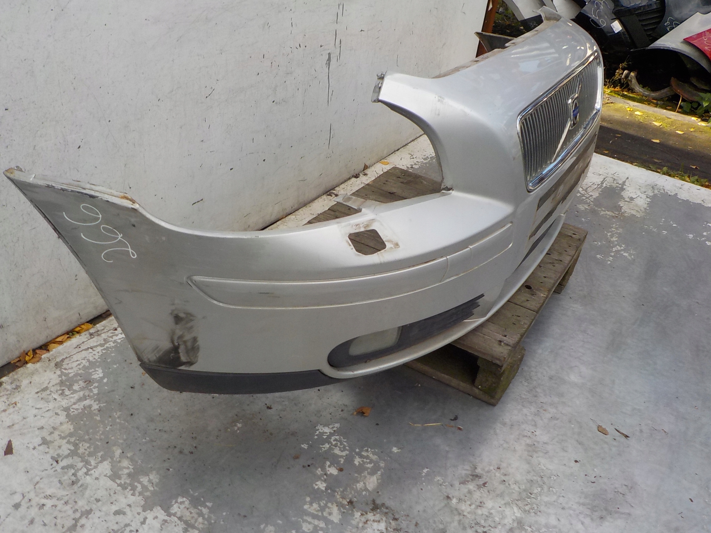 266 VOLVO S40 II V50 bumper front front