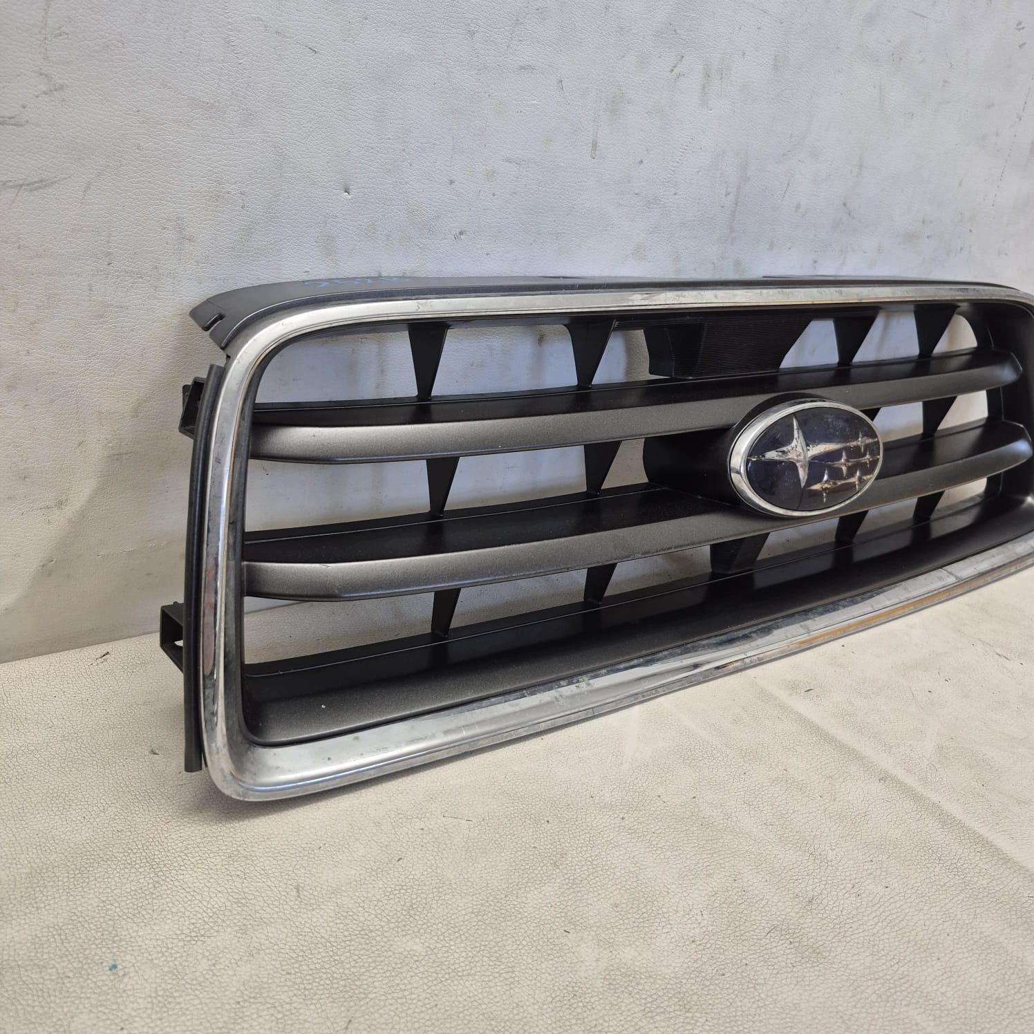 SUBARU FORESTER II 2 02-06 grill grill