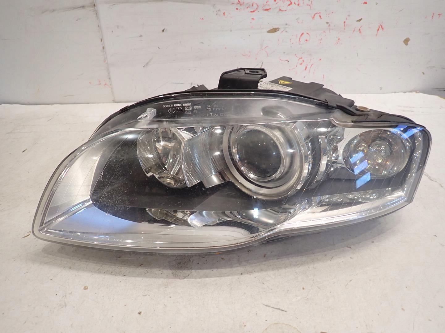 light front front left AUDI A4 B7 2005-2008 BI-XENON 8E0941003BM