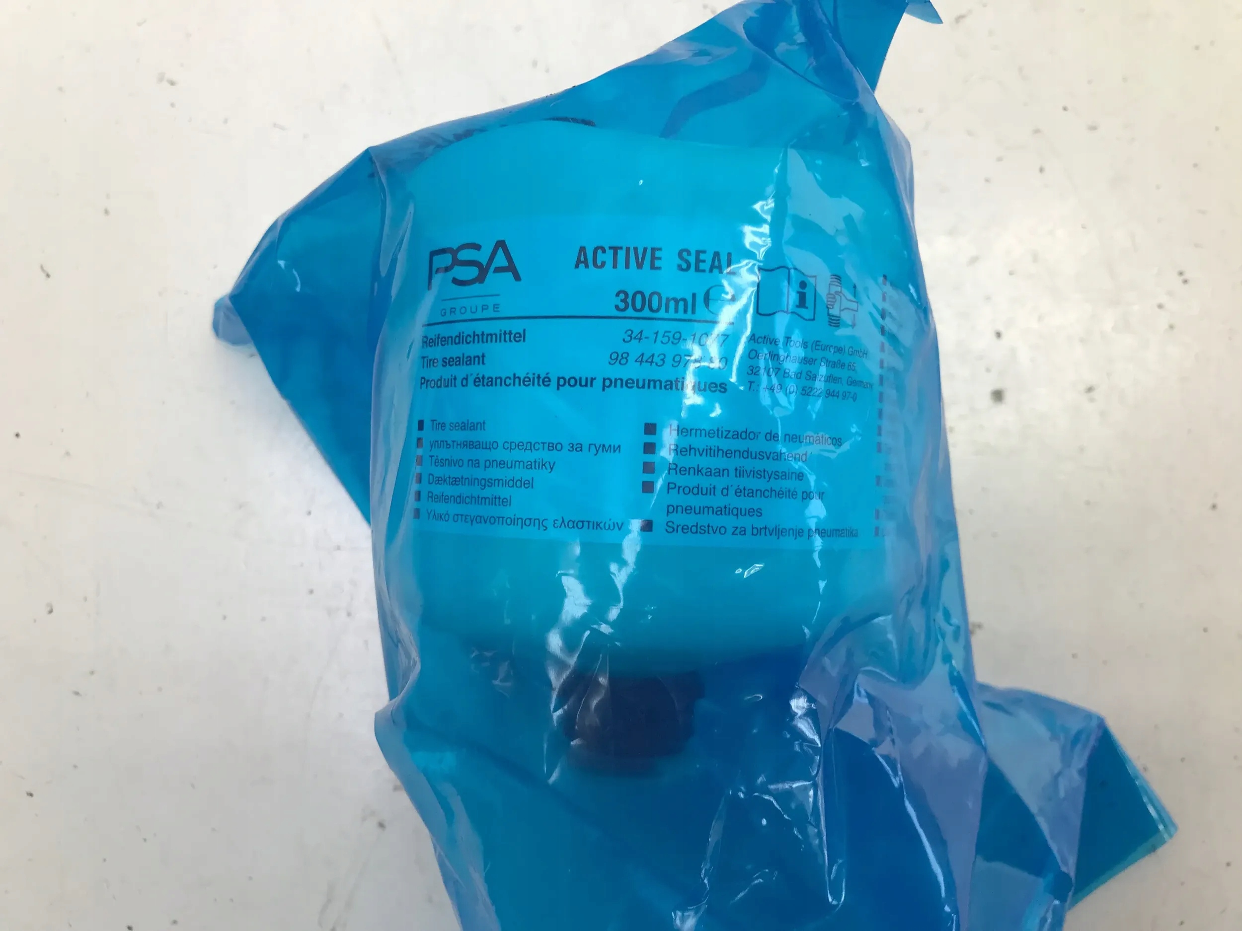 OPEL MOKKA-E II B 2023 KOMPRESOR POMPKA KLEJ USZCZELNIACZ KÓŁ 9844397880 Marka Opel OE