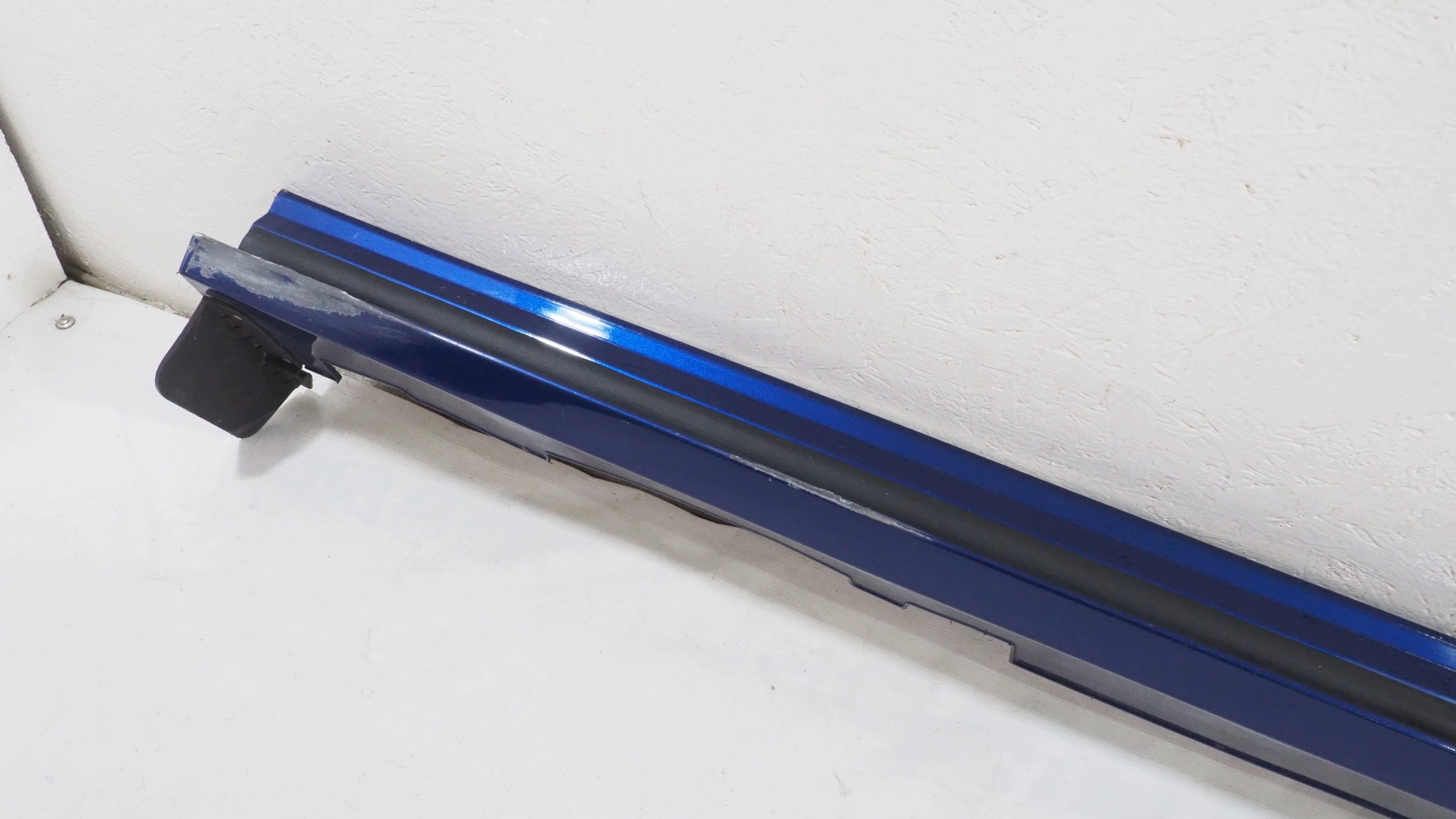 Kia EV6 GT Line moulding threshold right 87754-CVDB0