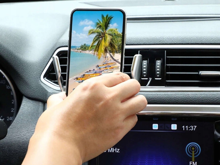 AUTOMATYCZNY UCHWYT DO TELEFONU i SAMOCHODOWA ŁADOWARKA BEZPRZEWODOWA Kod producenta R1 PRO