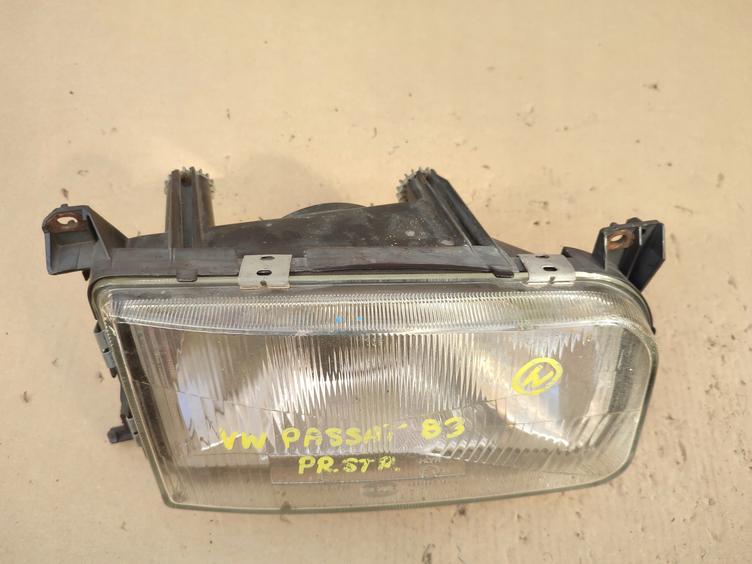 light right front right front Volkswagen passat B3