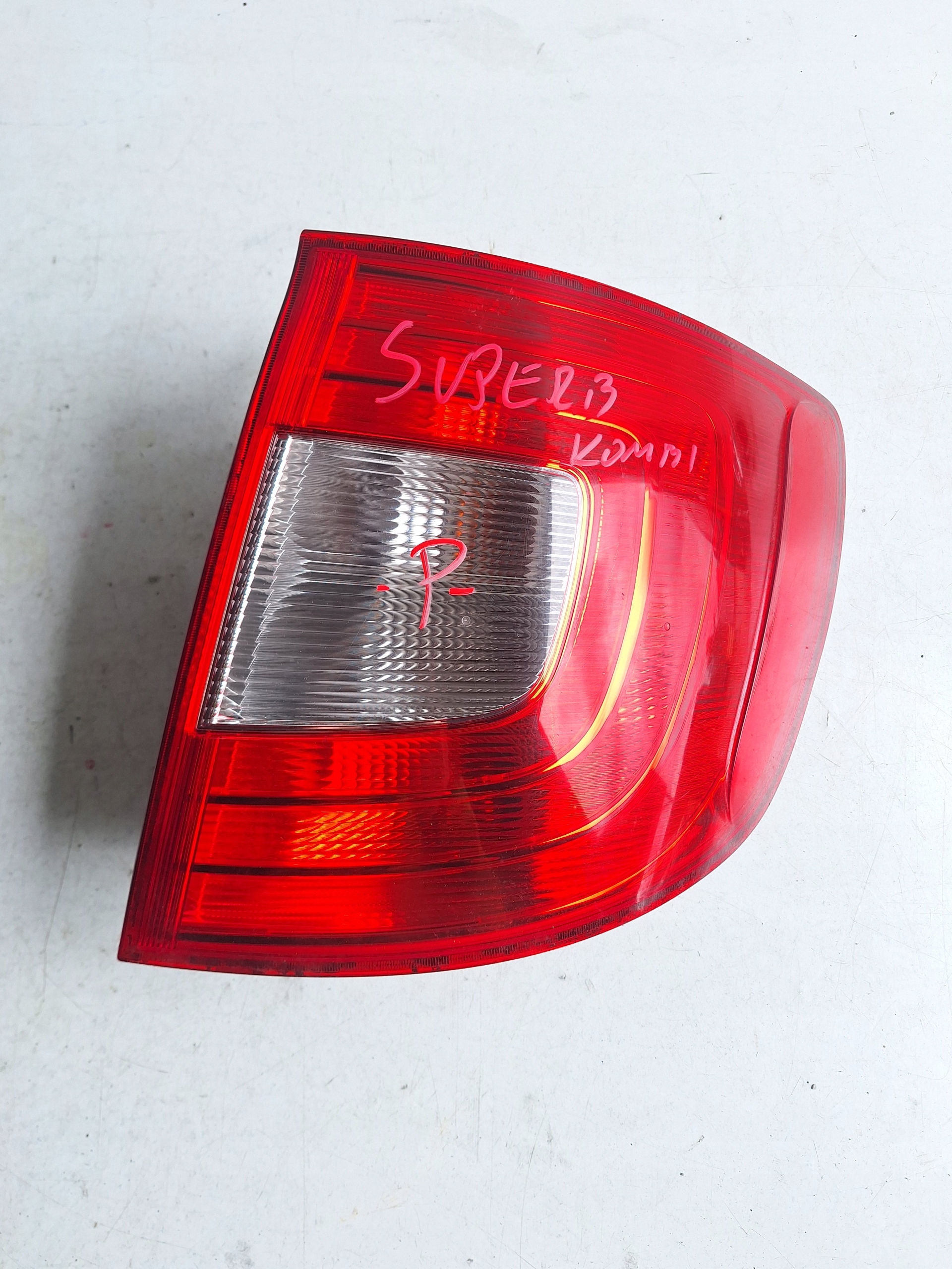 SKODA SUPERB II 3T0 08-13 light right rear part KOMBI