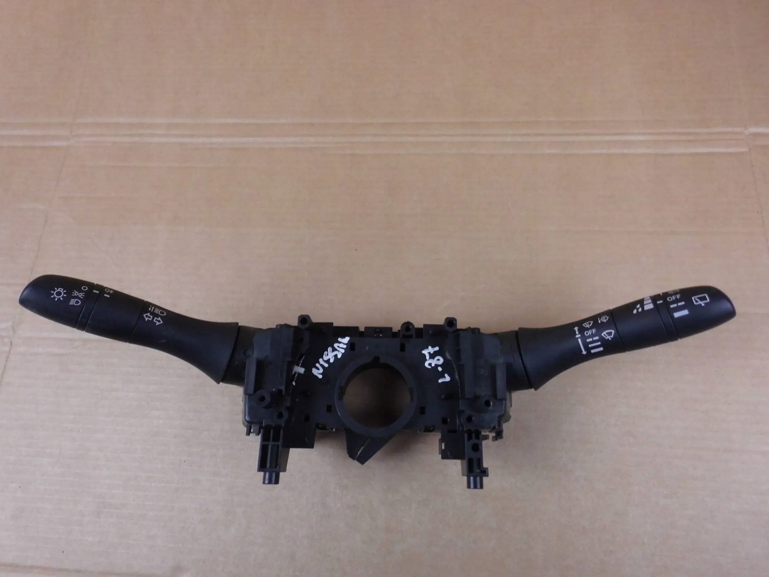 Nissan Qashqai II J11 Interruttore comando luci tergicristalli zespolony DEVIO LUCI DEVIO