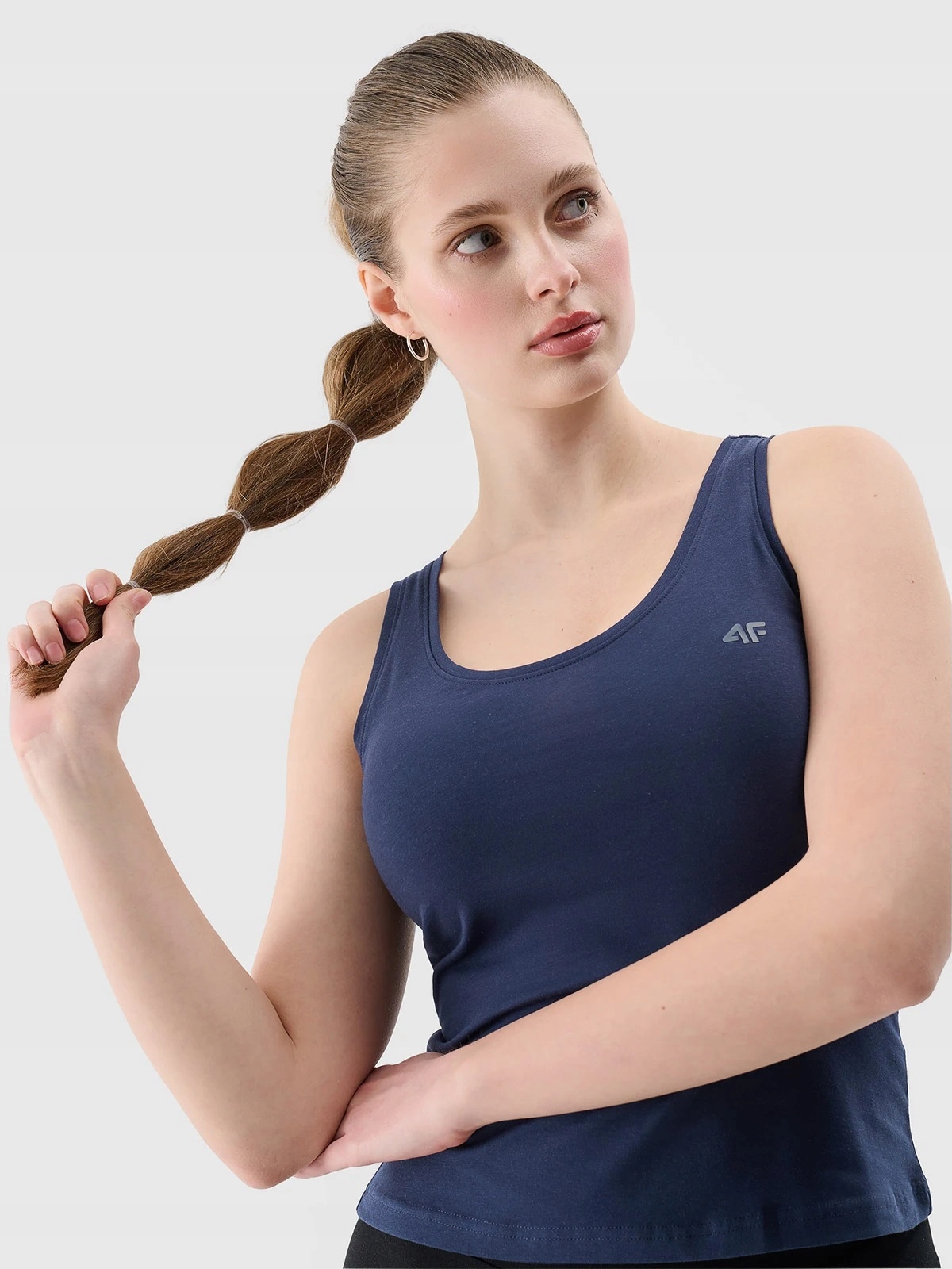 4F TOP DAMSKI KOSZULKA BEZ RĘKAWÓW TSLEF041 GRANAT S Kolekcja 4F