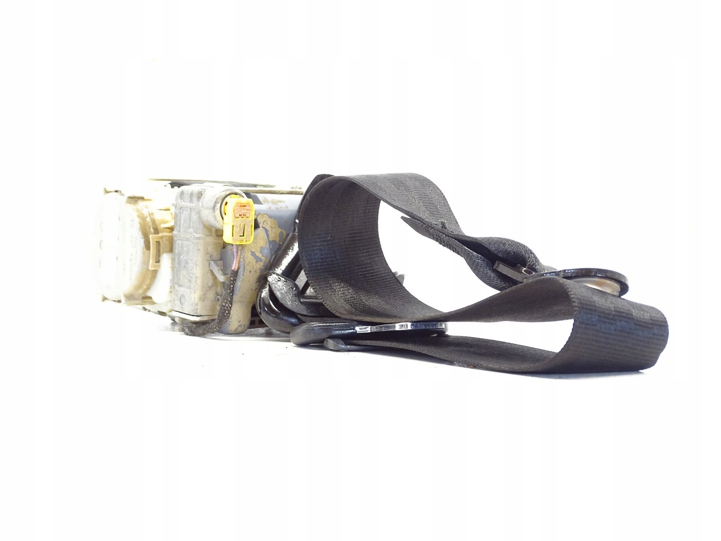 tension belt safety left front front AUDI TT 8S8857705B