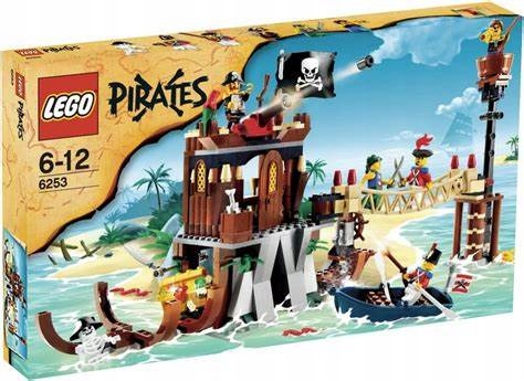 Lego Pirates 6253 Shipwreck Hideout