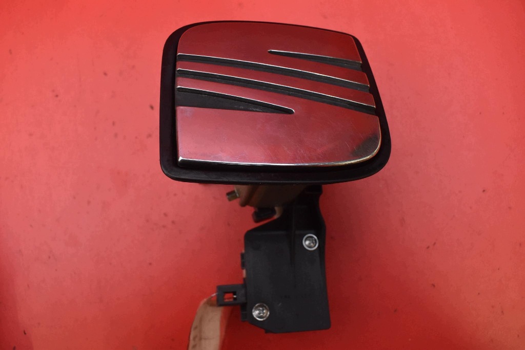 handle bonnet rear part boot 6L6827573D/E SEAT IBIZA 3 III 6L 3D HB 02-06
