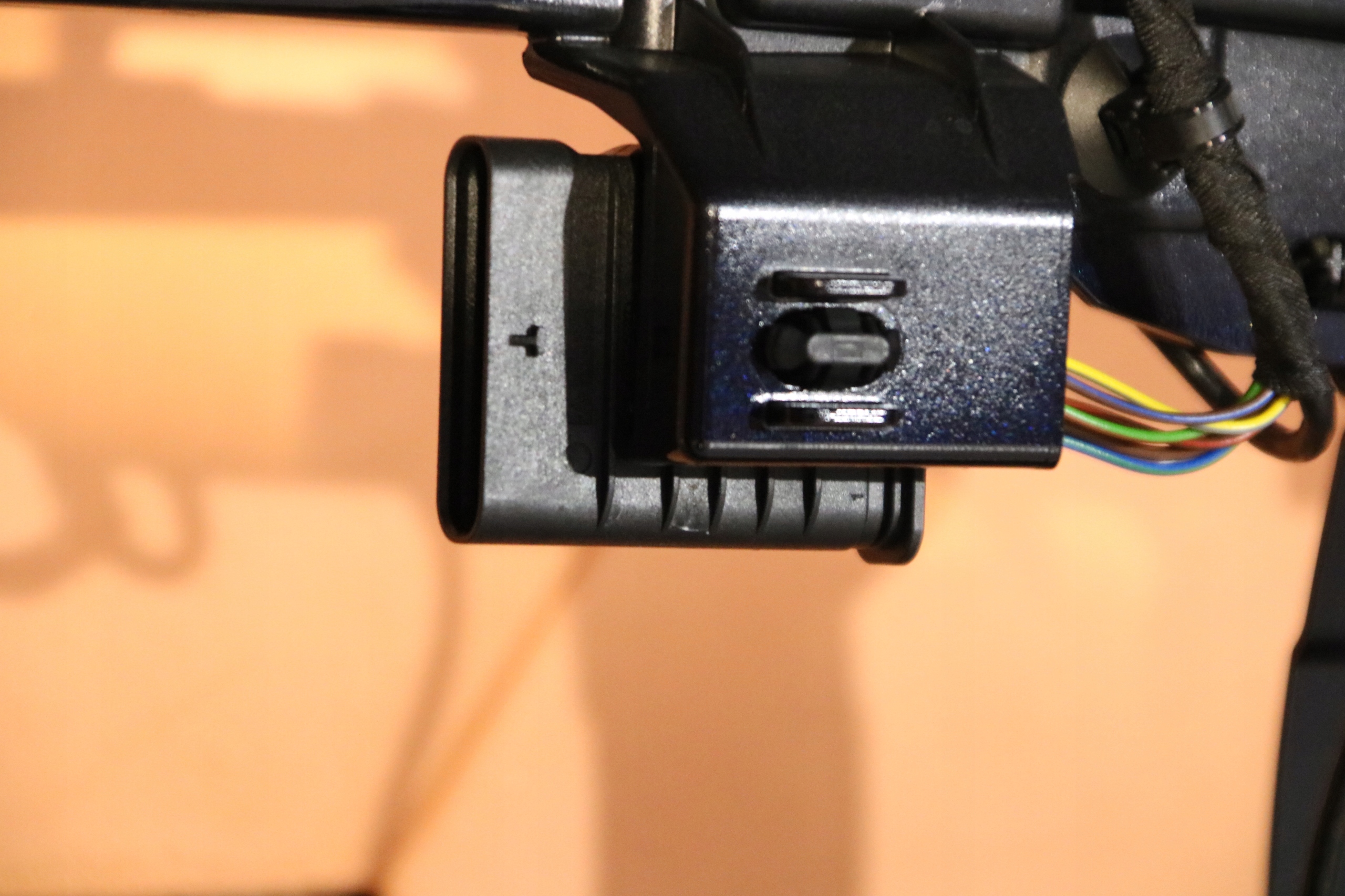 BMW 7 G70 i7 m-packet bumper front USA colour 416