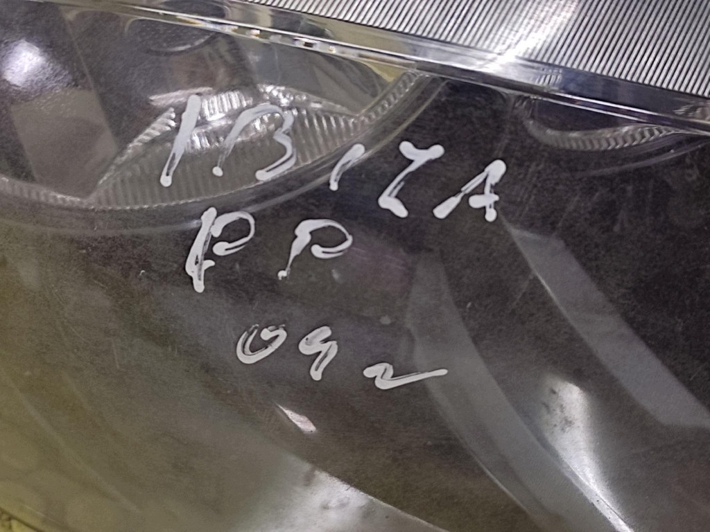 SEAT IBIZA III REFLEKTOR light right front 89306209