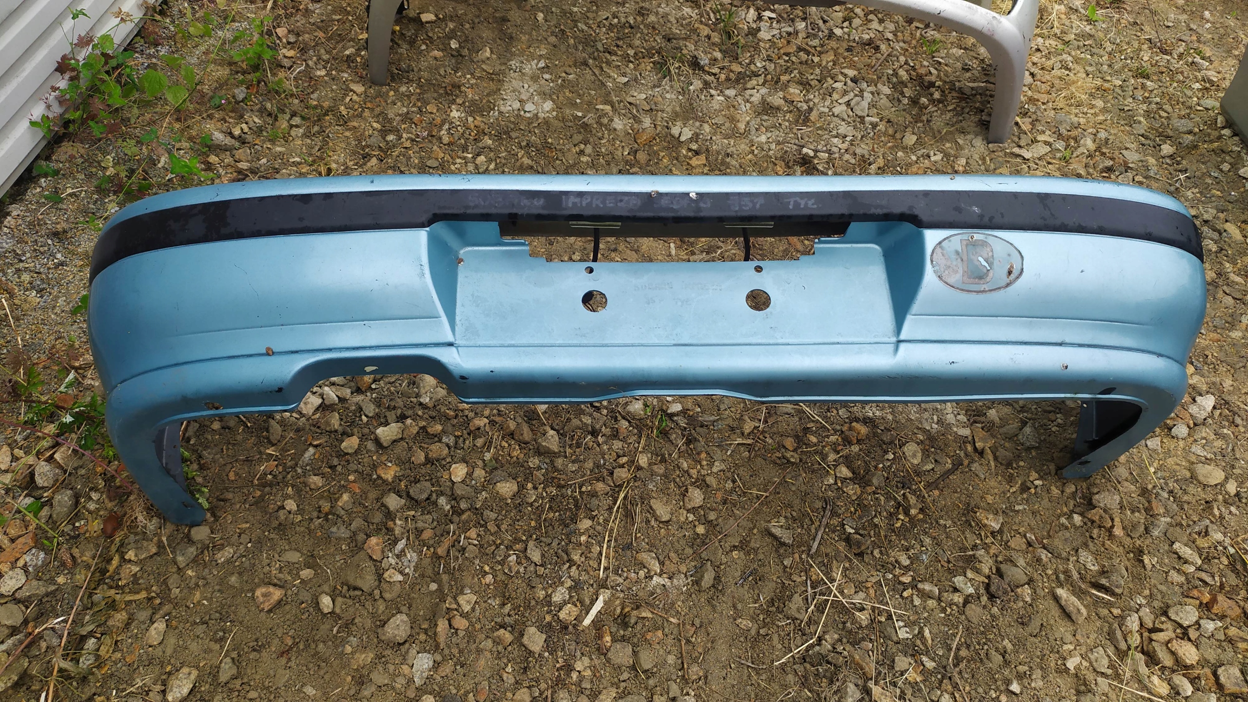 SUBARU IMPREZA SEDAN 1995 1996 1997 ZDERZAK TYL Producent code 6585