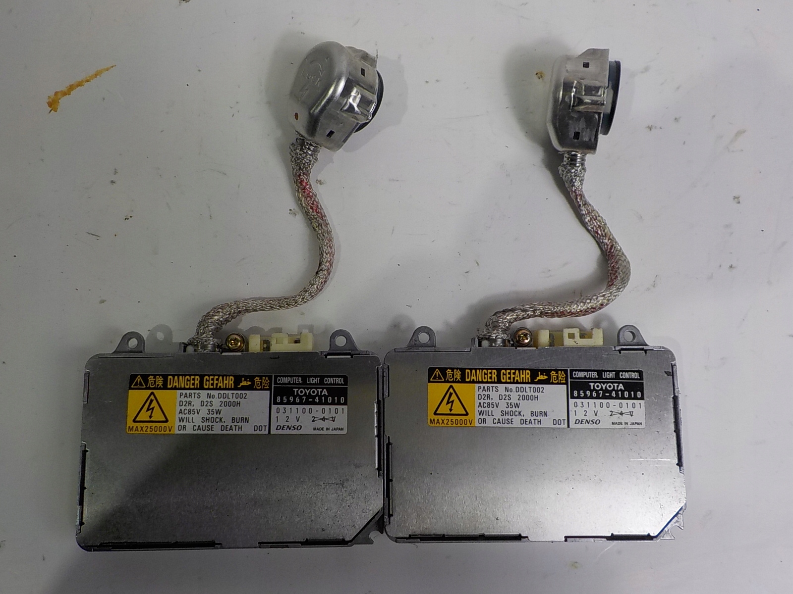 LEXUS IS I 200 300 II 220 250 PRZETWORNICA XENON 85967-41010