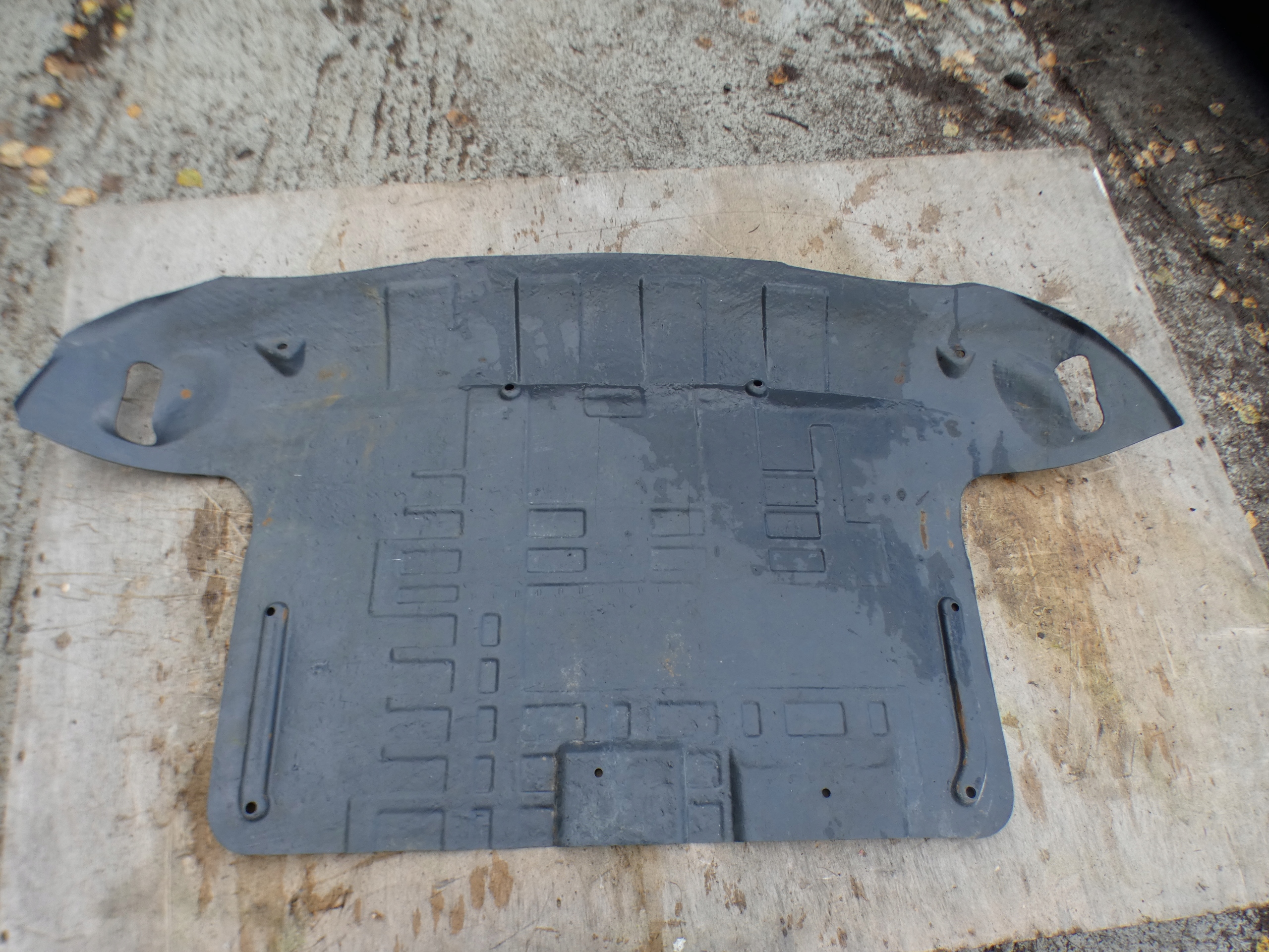 HYUNDAI TUCSON 2004-2009 cover below engine 291102E300