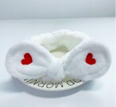 OPASKA KOSMETYCZNA NA GŁOWĘ BIAŁA POLAR MAKE UP Materiał dominujący polar