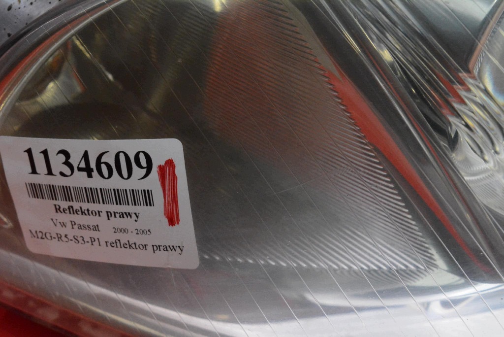 REFLEKTOR right light front lens EU 3B0941016AN VW PASSAT B5 LIFT 00-05