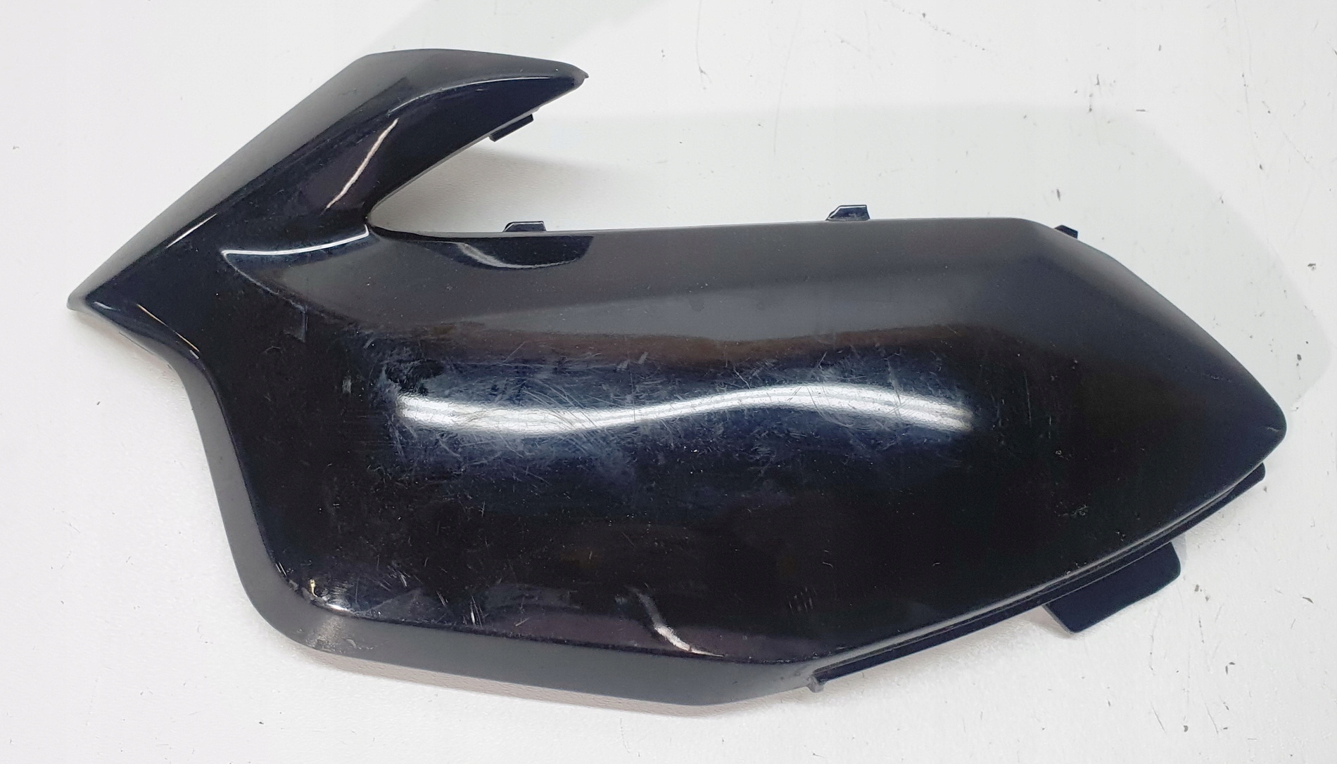 51831-48H00 - Бічний обтічник правий Suzuki GW 250 Inazuma 11-17R