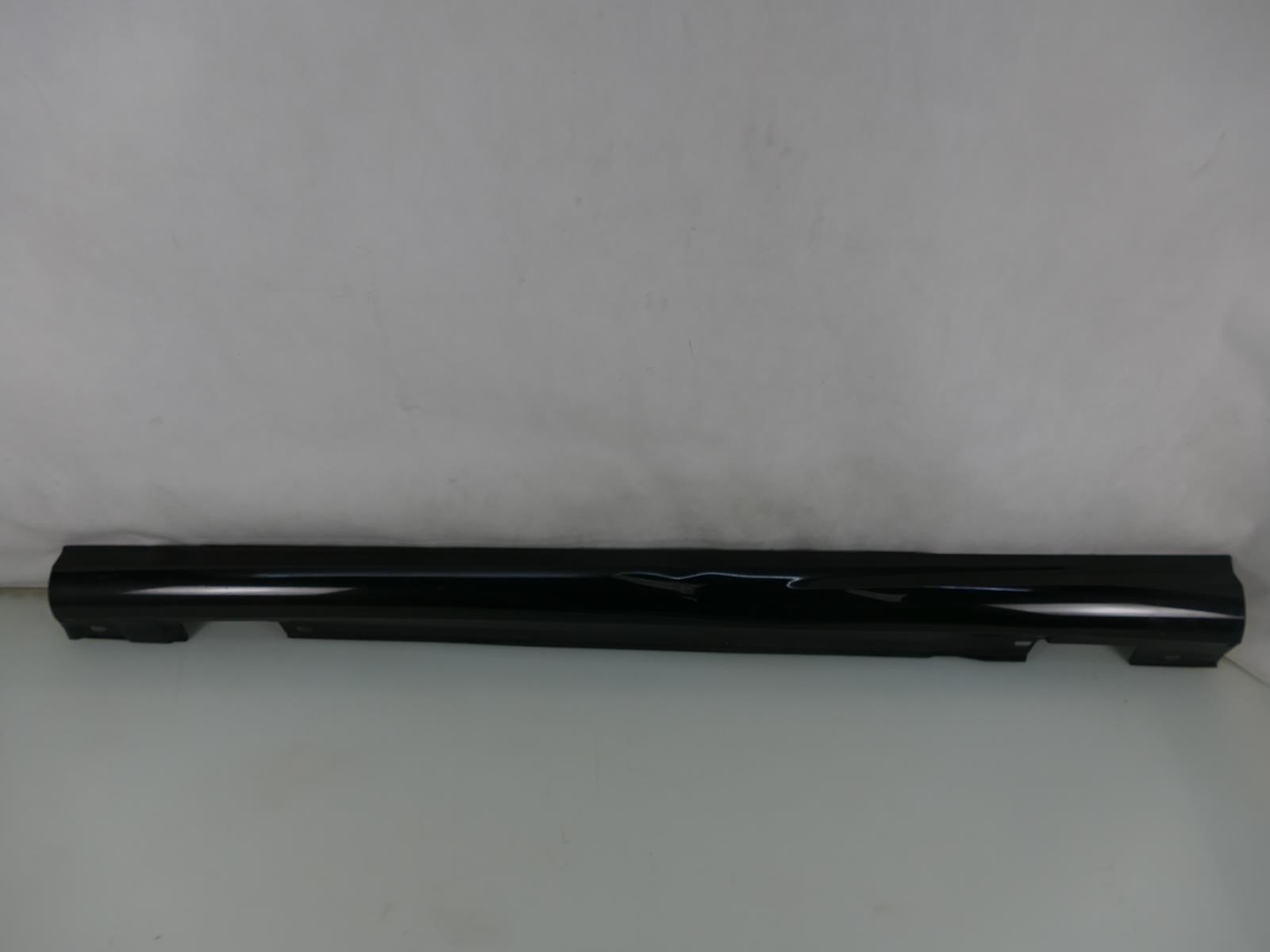 MERCEDES C204 AMG moulding threshold left cap 197 W204 COUPE A2046902540