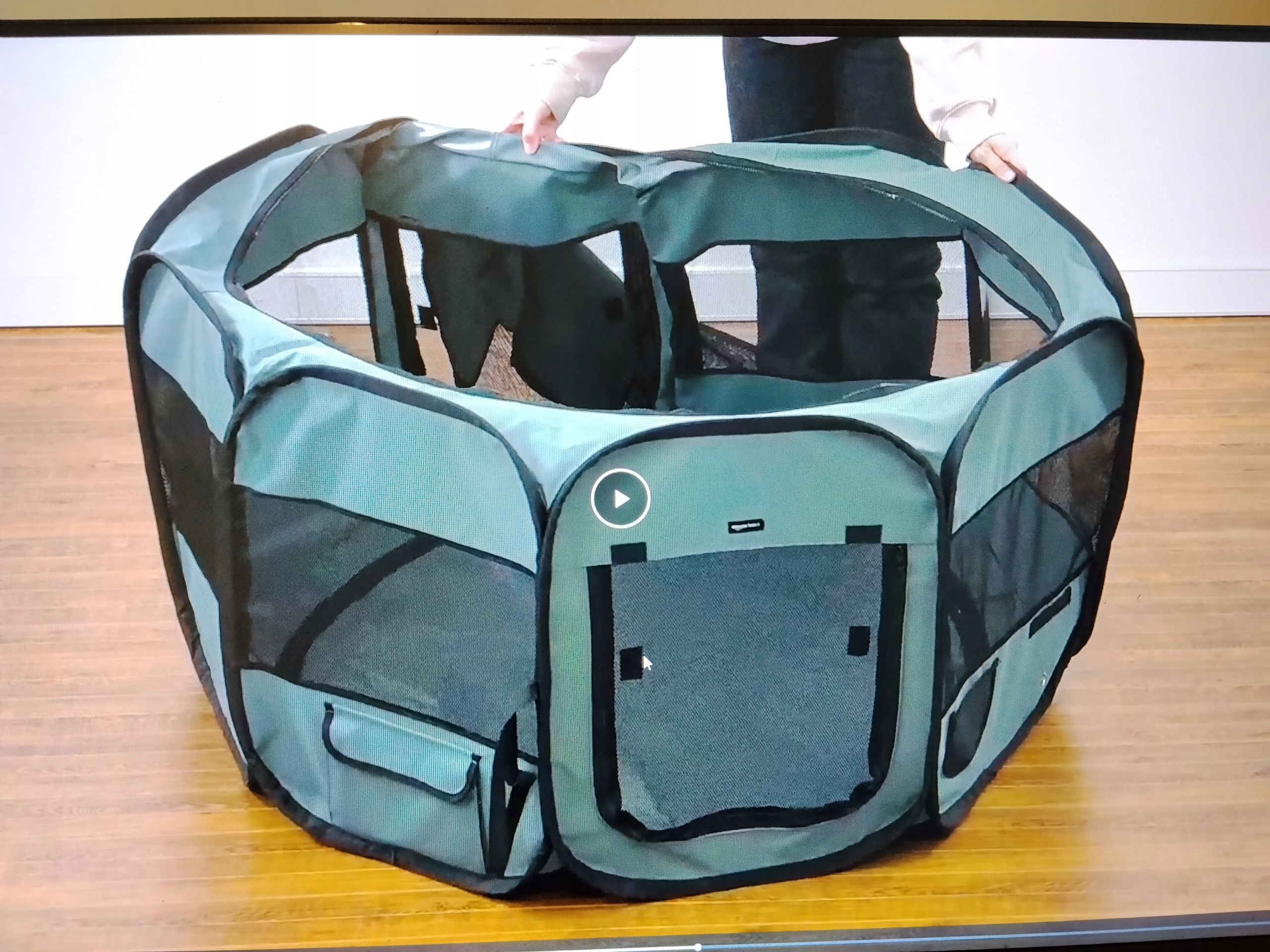 Levně Amazon Basics Kotec pro středního psa Outlet