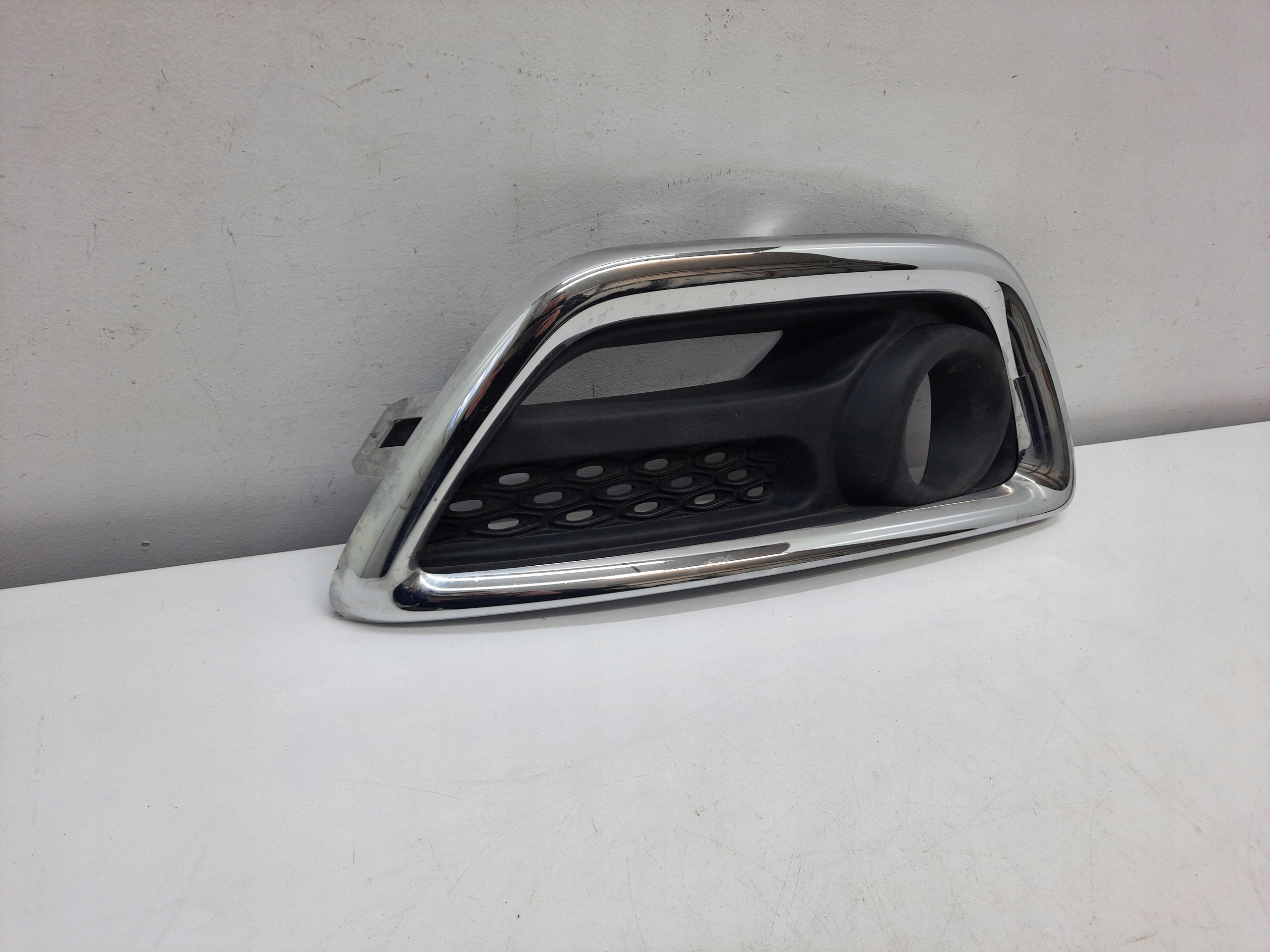 RENAULT CAPTUR 13- grid of a bumper right front original