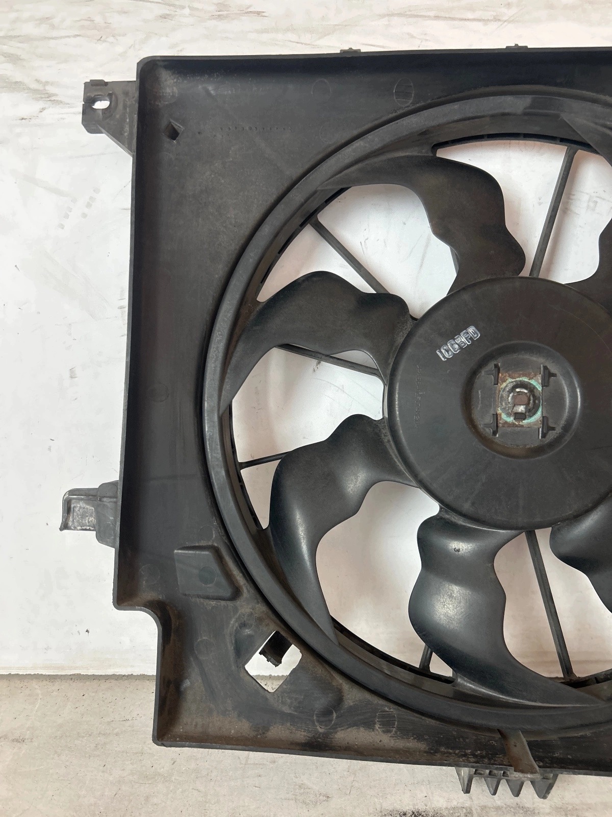 obal ventylátora ventilátor Kia Sportage III Hyundai IX35 1.7 CRDI