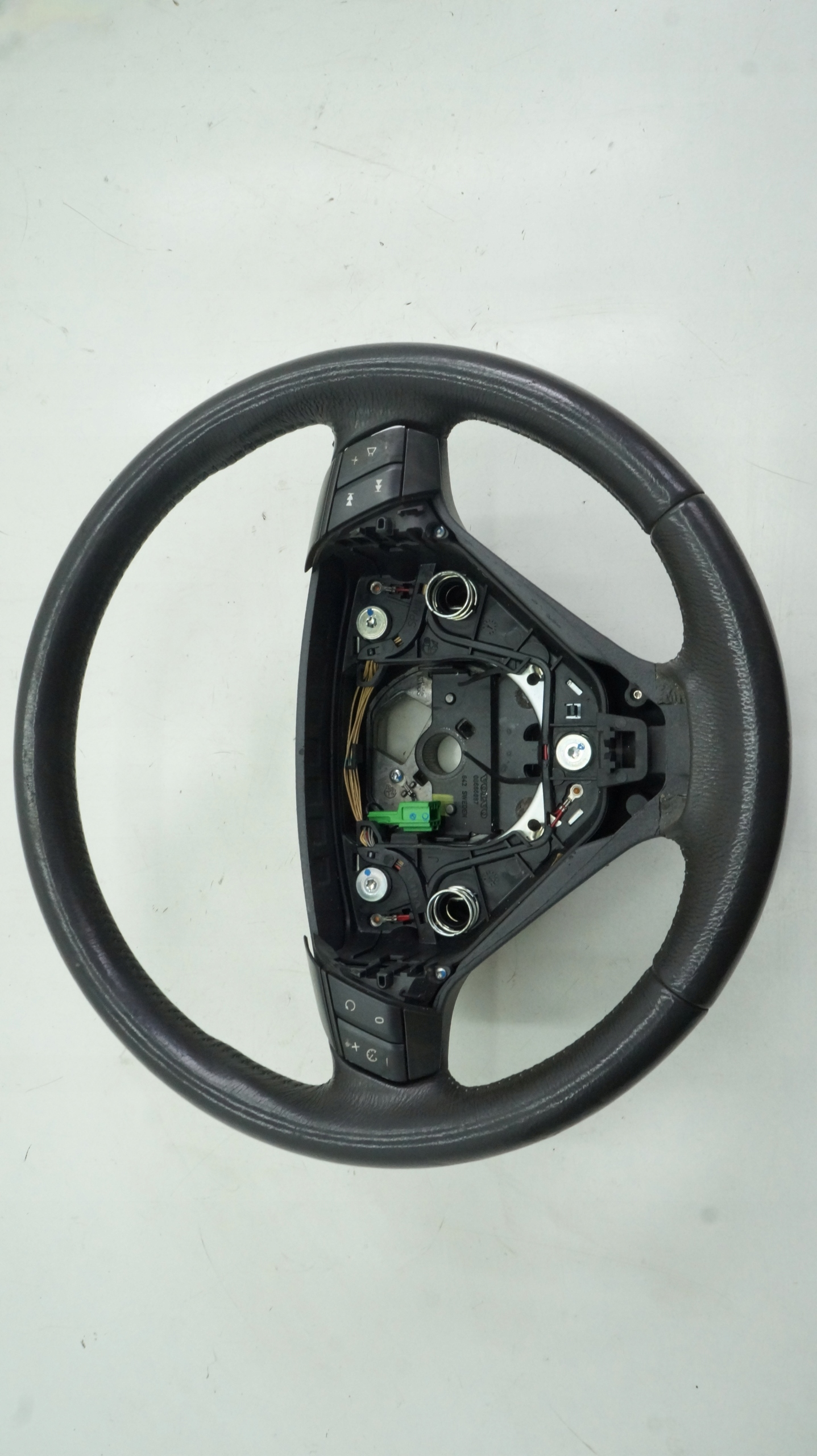 VOLVO руль S60 8666884