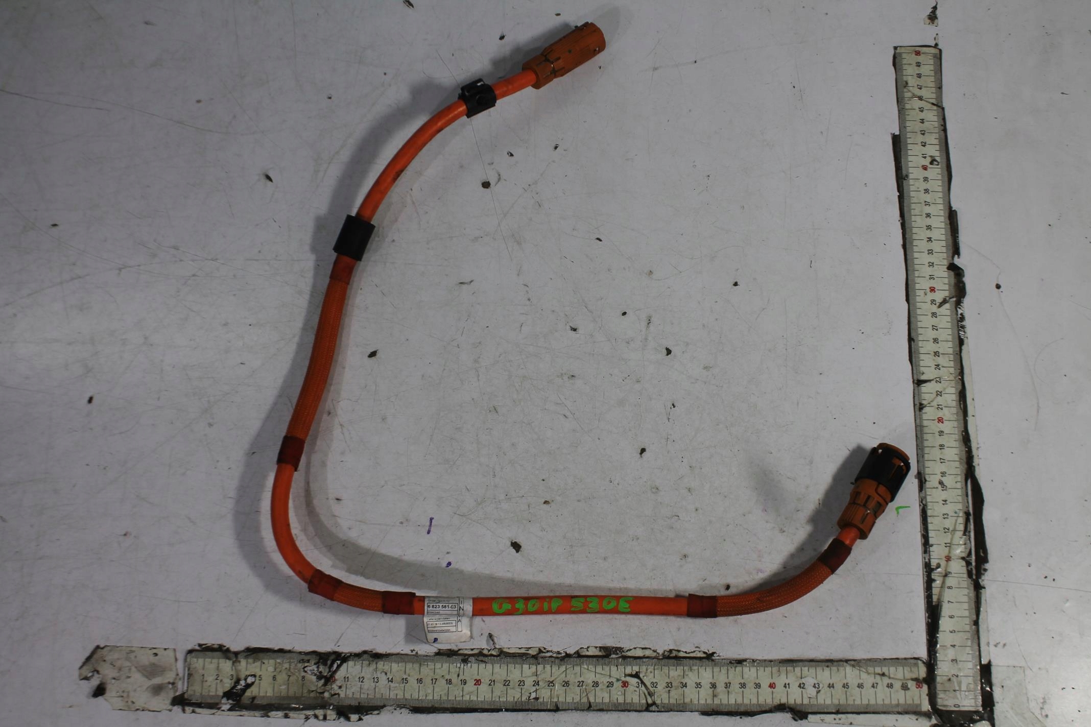 Провод кабель гибрид 6823581 BMW G30 G31 17-