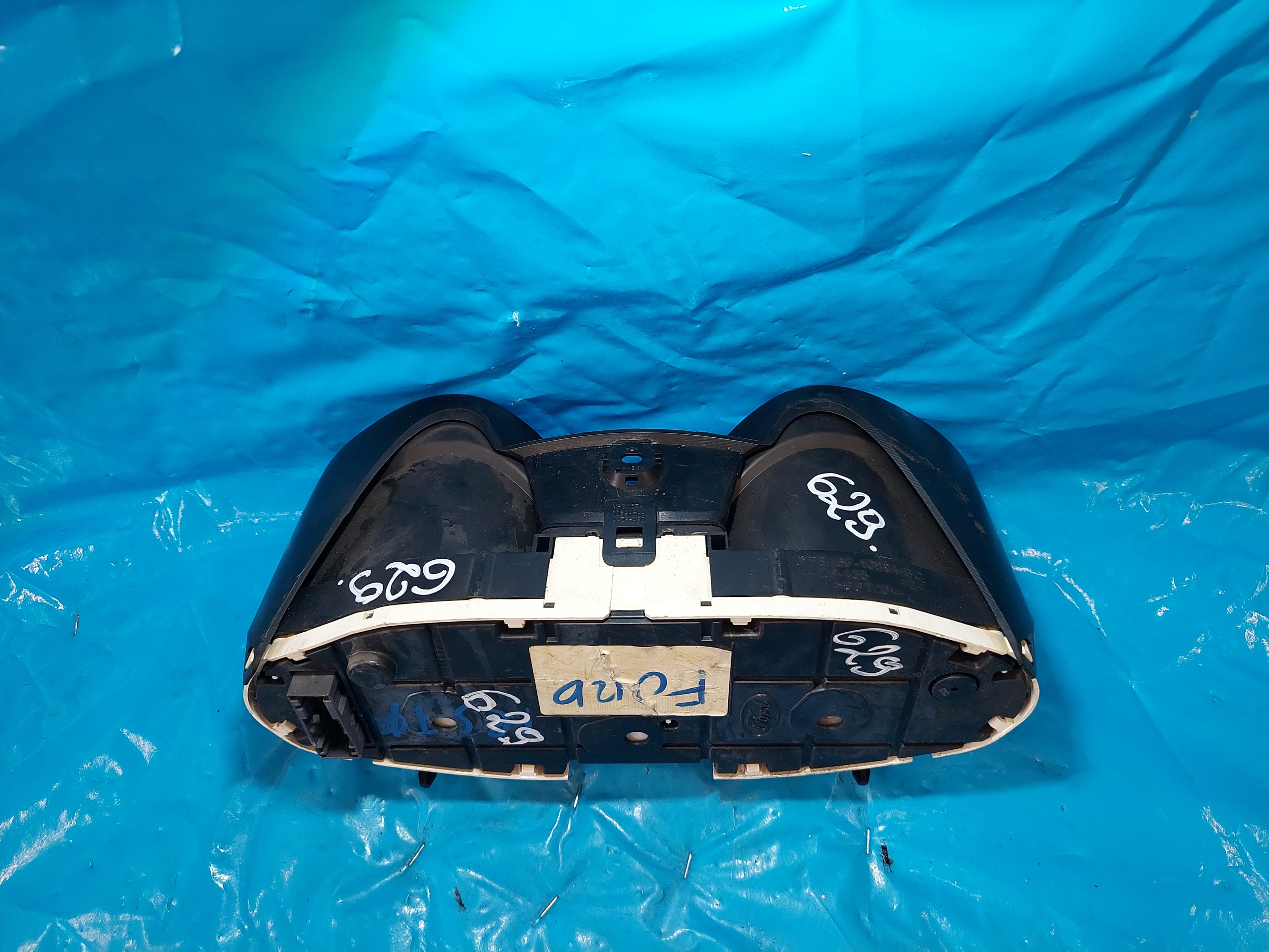 dials clock FIESTA MK 7