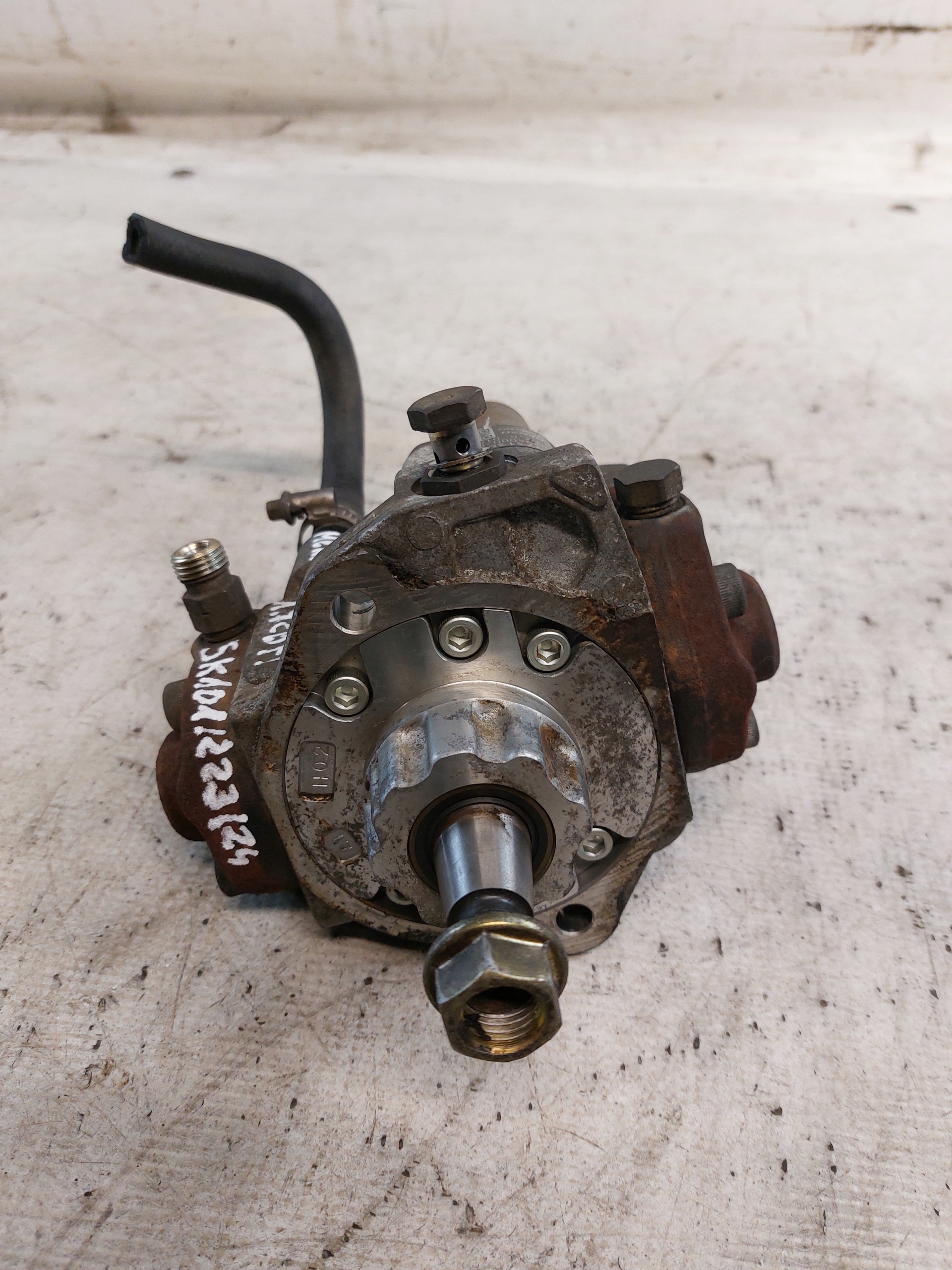 injection pump OPEL MERIVA A 1.7CDTI