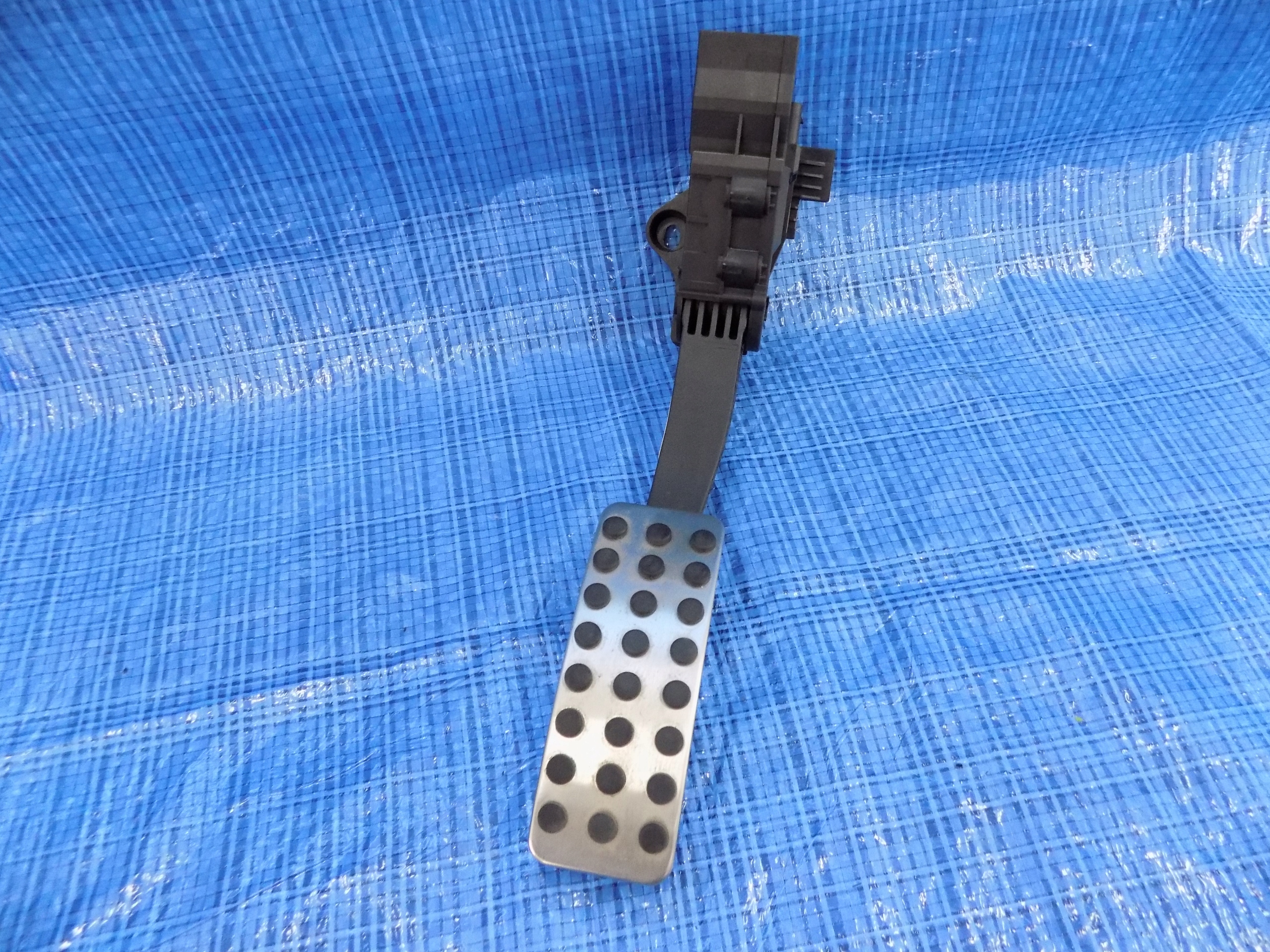 PEDAŁ POTENCJOMETR GAZU MERCEDES W176 2,2 CDI